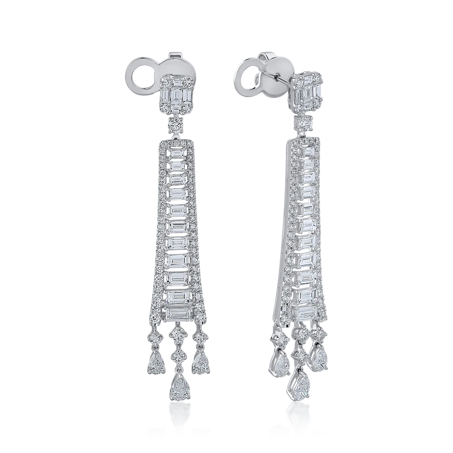 White gold earrings with 5.28ct diamonds