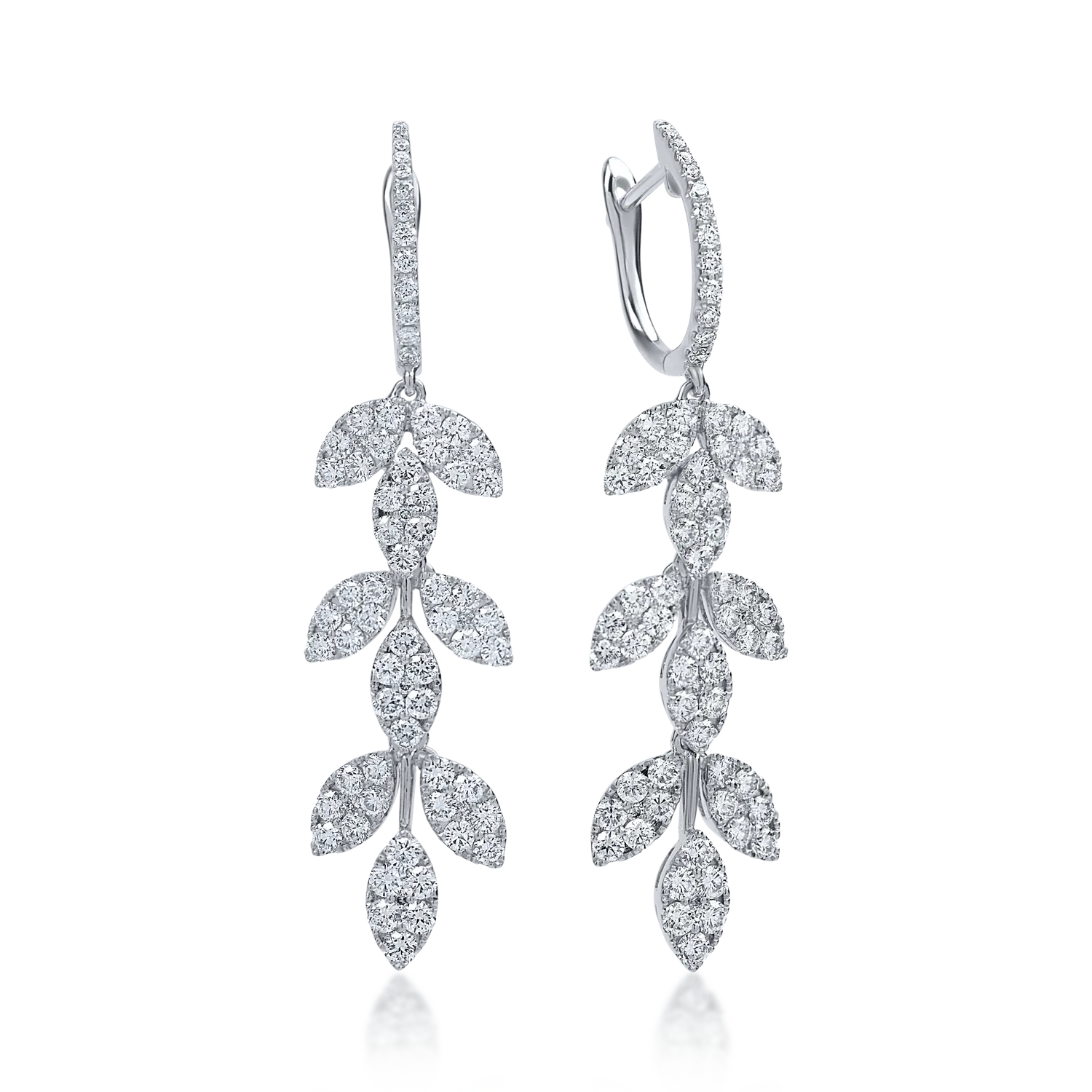 White gold earrings with 2.39ct diamonds