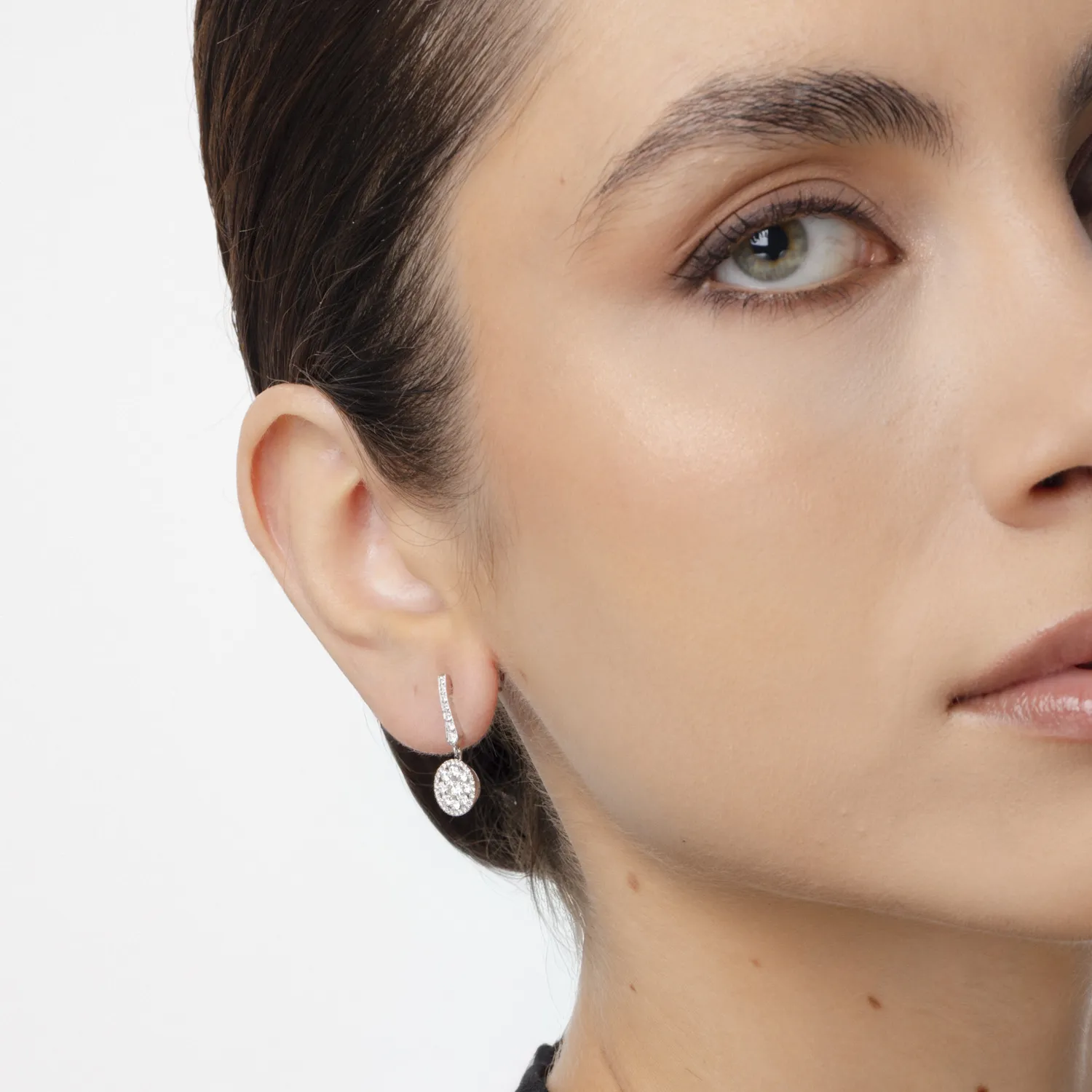 Fehér arany fülbevaló 1.15ct gyémántokkal