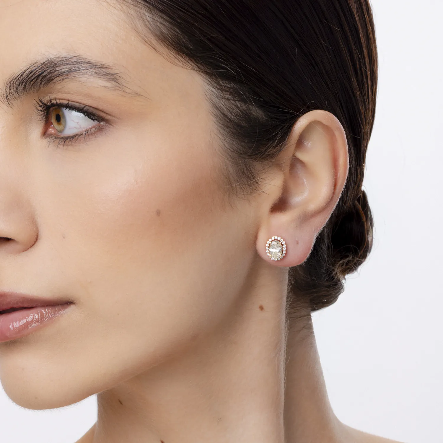Rose gold earrings with 2.29ct diamonds