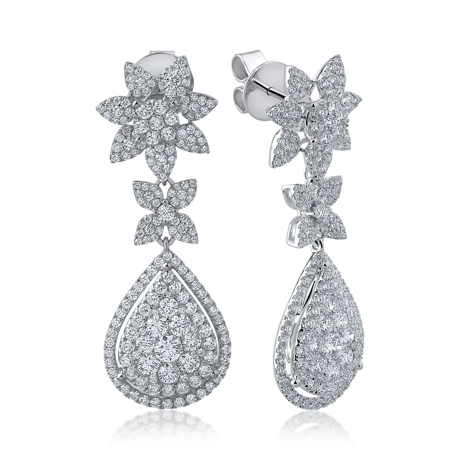 White gold earrings with 3.74ct diamonds