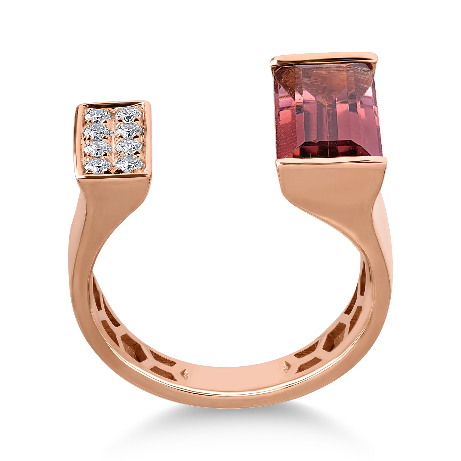 Rose gold ring with 3.3ct pink tourmaline and 0.15ct diamonds