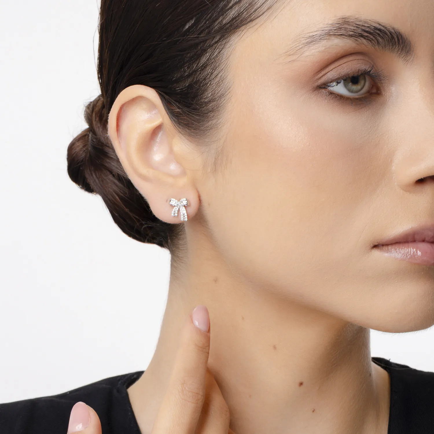 Fehér arany fülbevaló 0.3ct gyémánttal