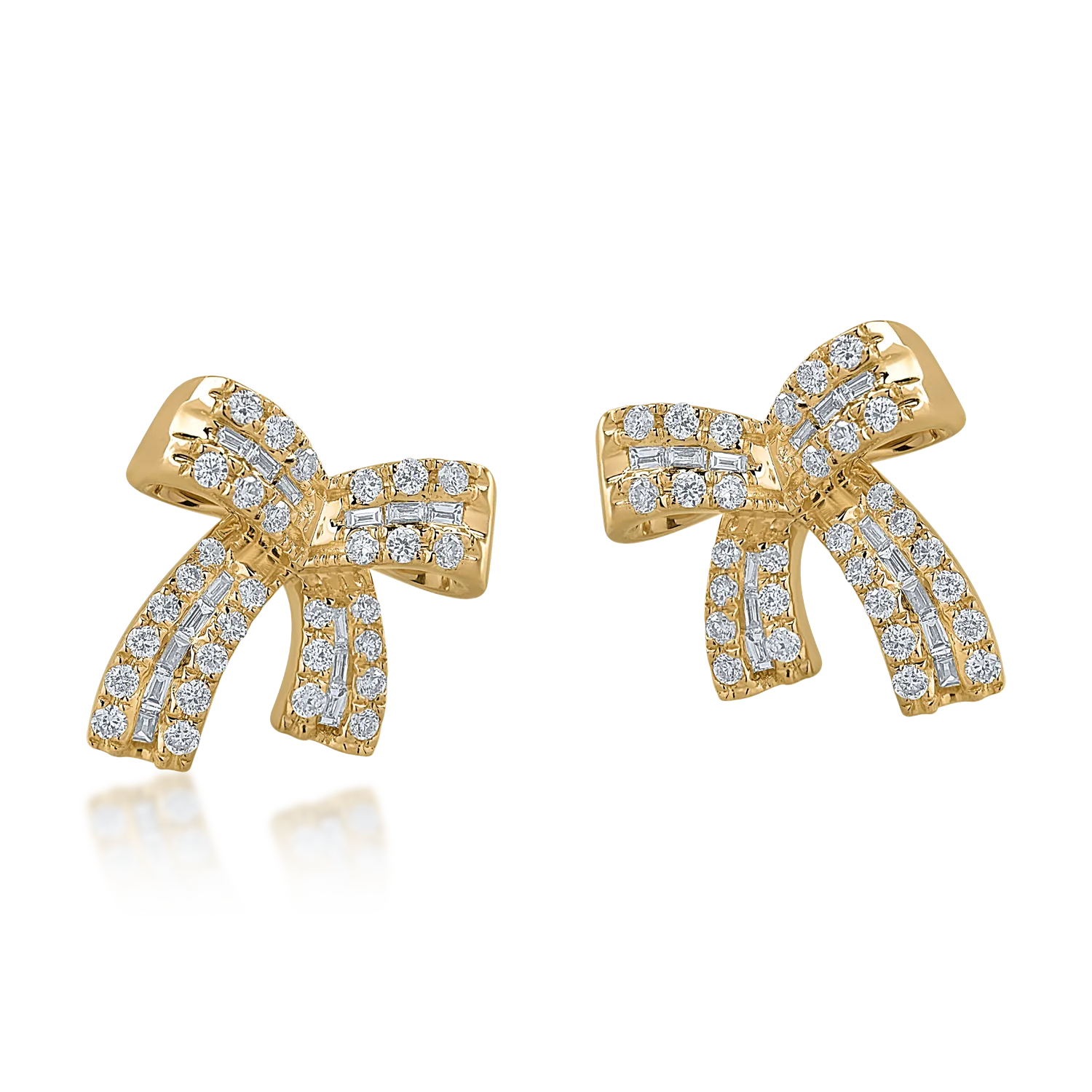 Yellow gold earrings with 0.3ct diamonds