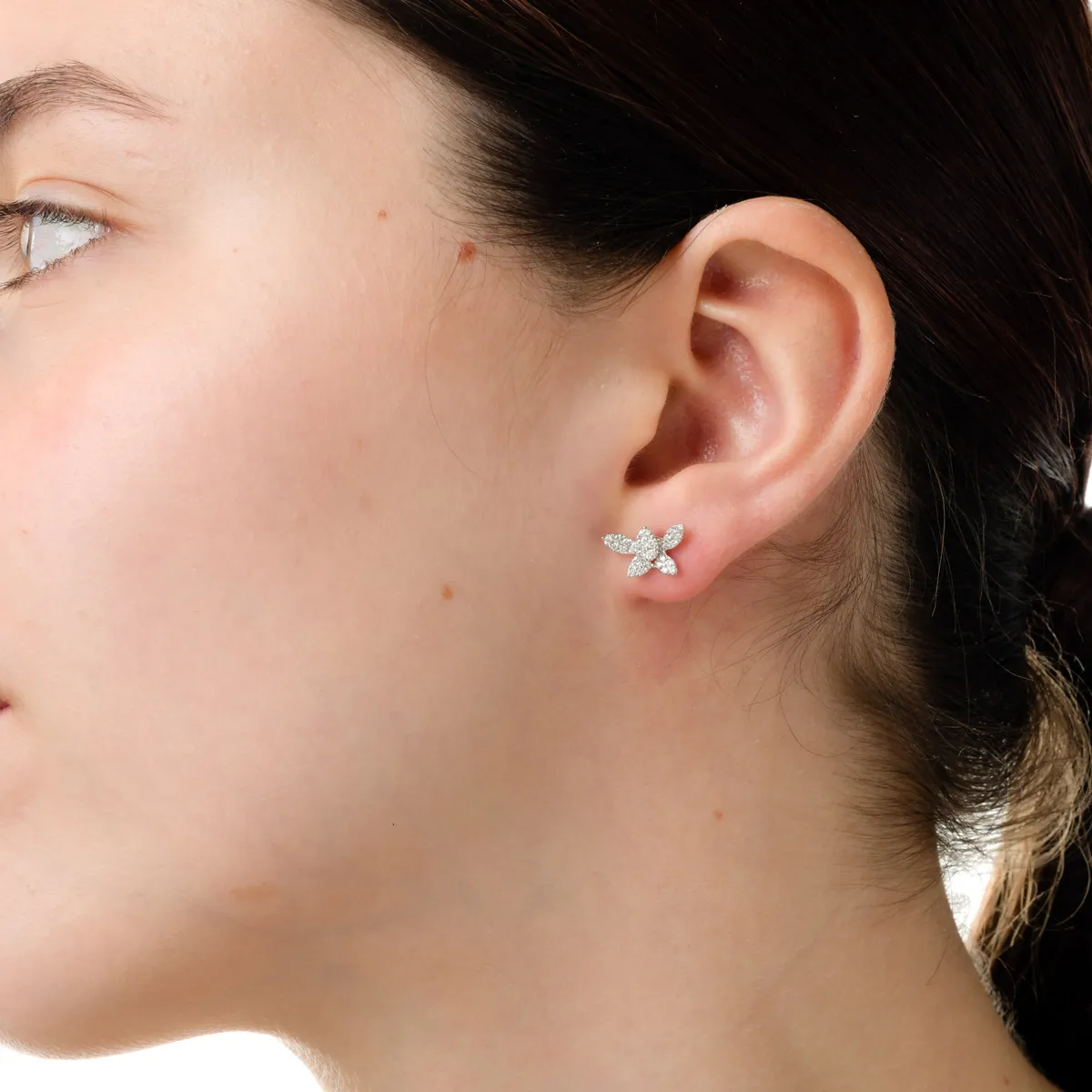Cercei stud din aur alb cu diamante de 0.31ct - imagine 3