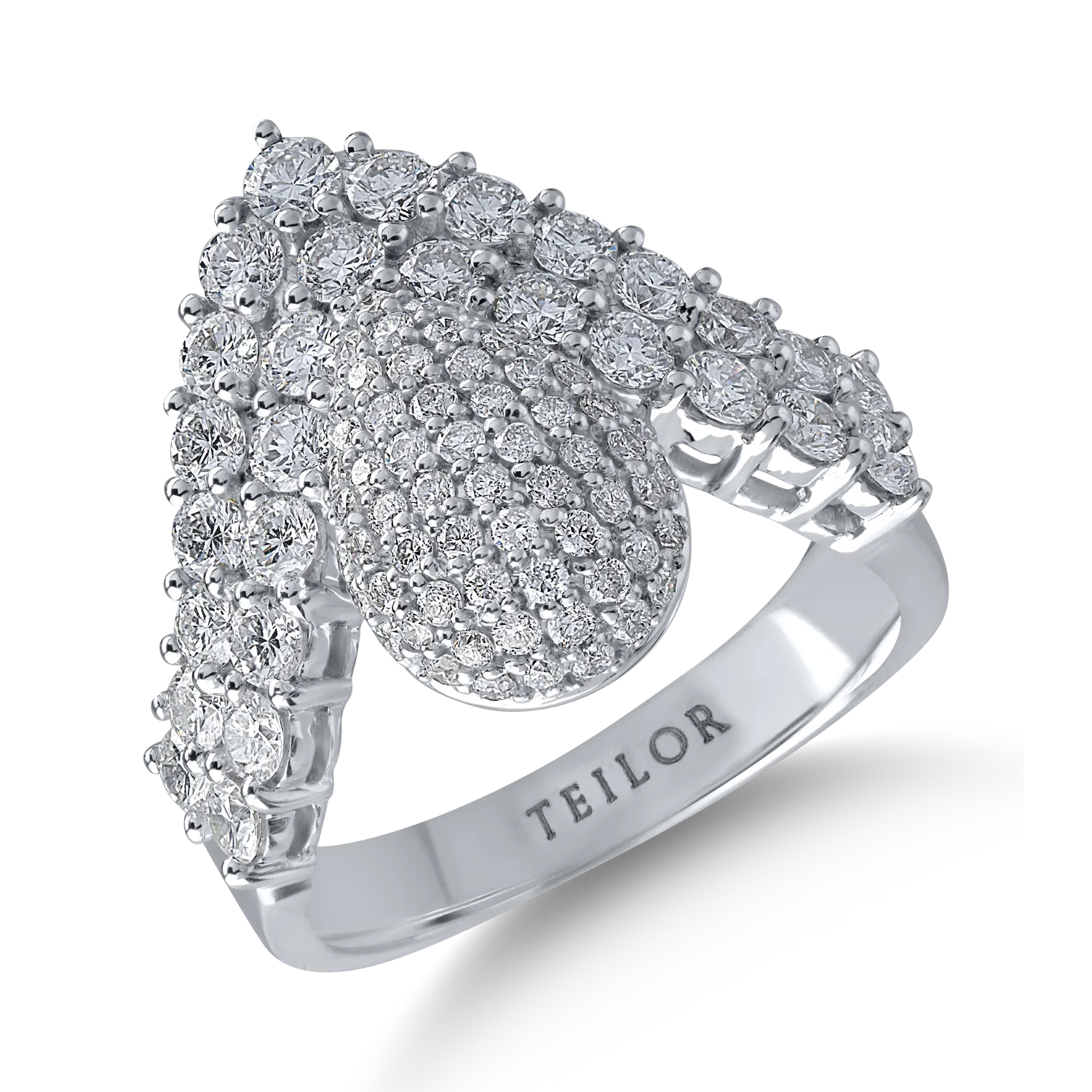 White gold ring with 2ct diamonds