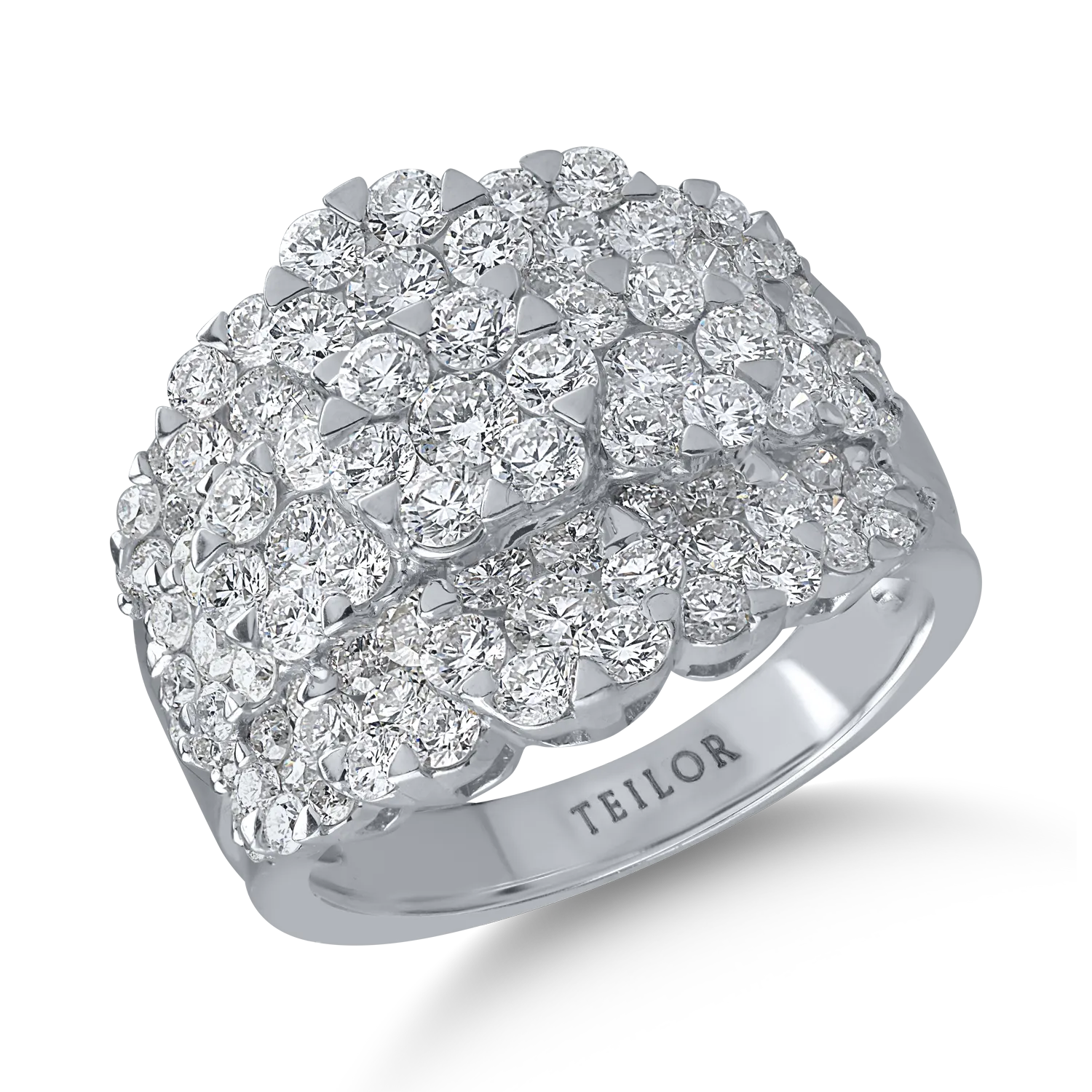 White gold ring with 3.22ct diamonds