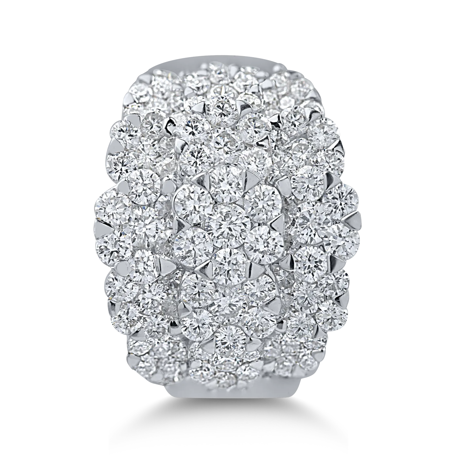 White gold ring with 3.22ct diamonds