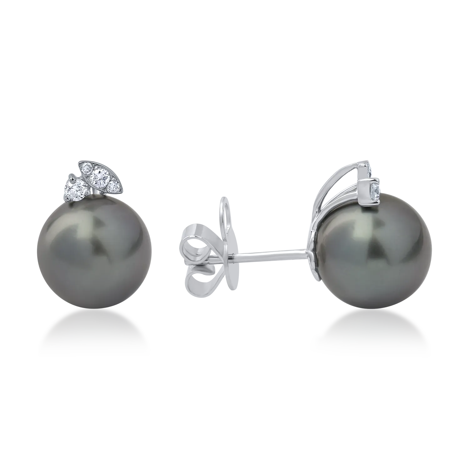 White gold earrings with 0.14ct diamonds and fresh water pearls