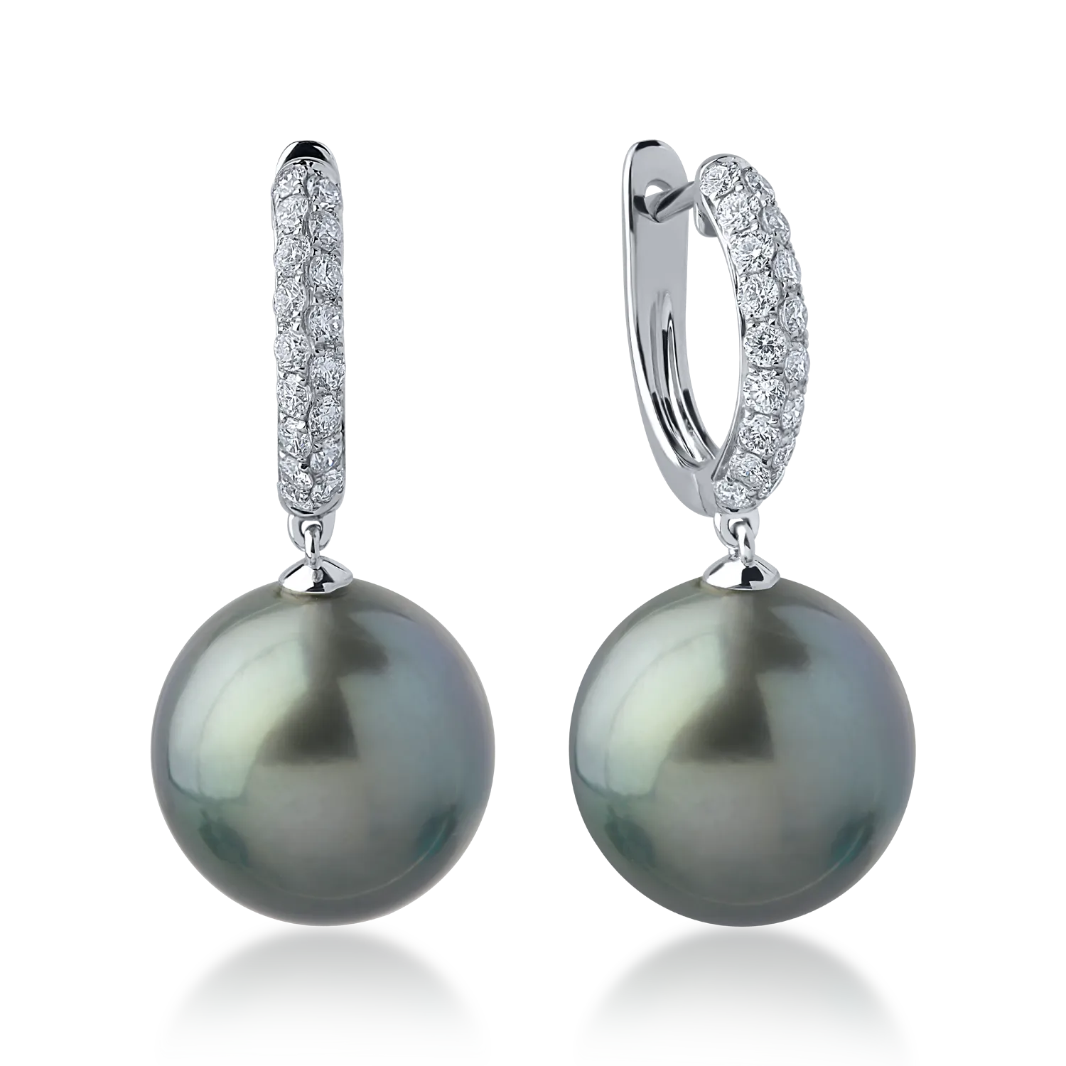 White gold earrings with 0.4ct diamonds and fresh water pearls