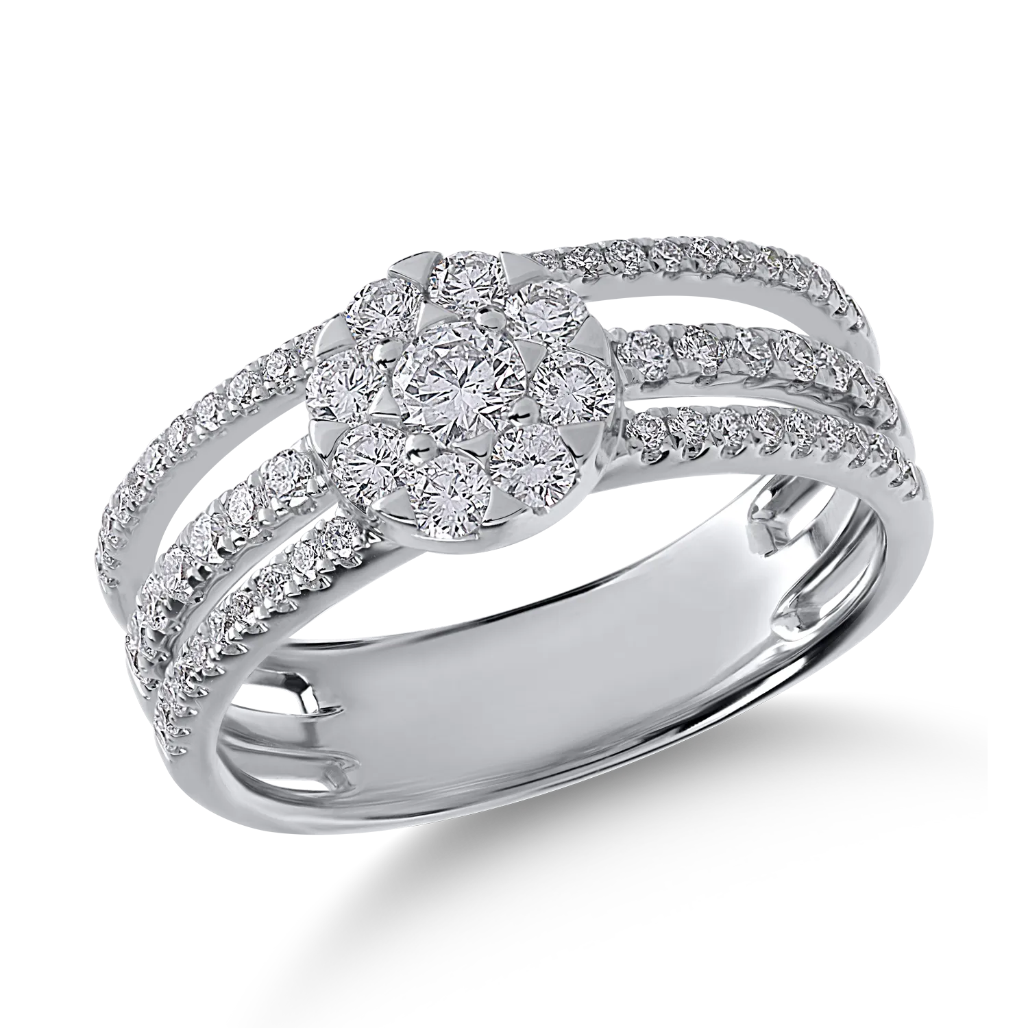 White gold ring with 0.82ct diamonds