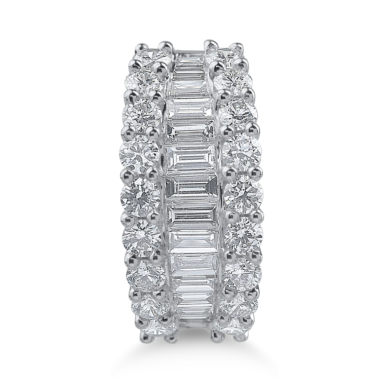 Fehérarany gyűrű 2.64ct gyémántokkal