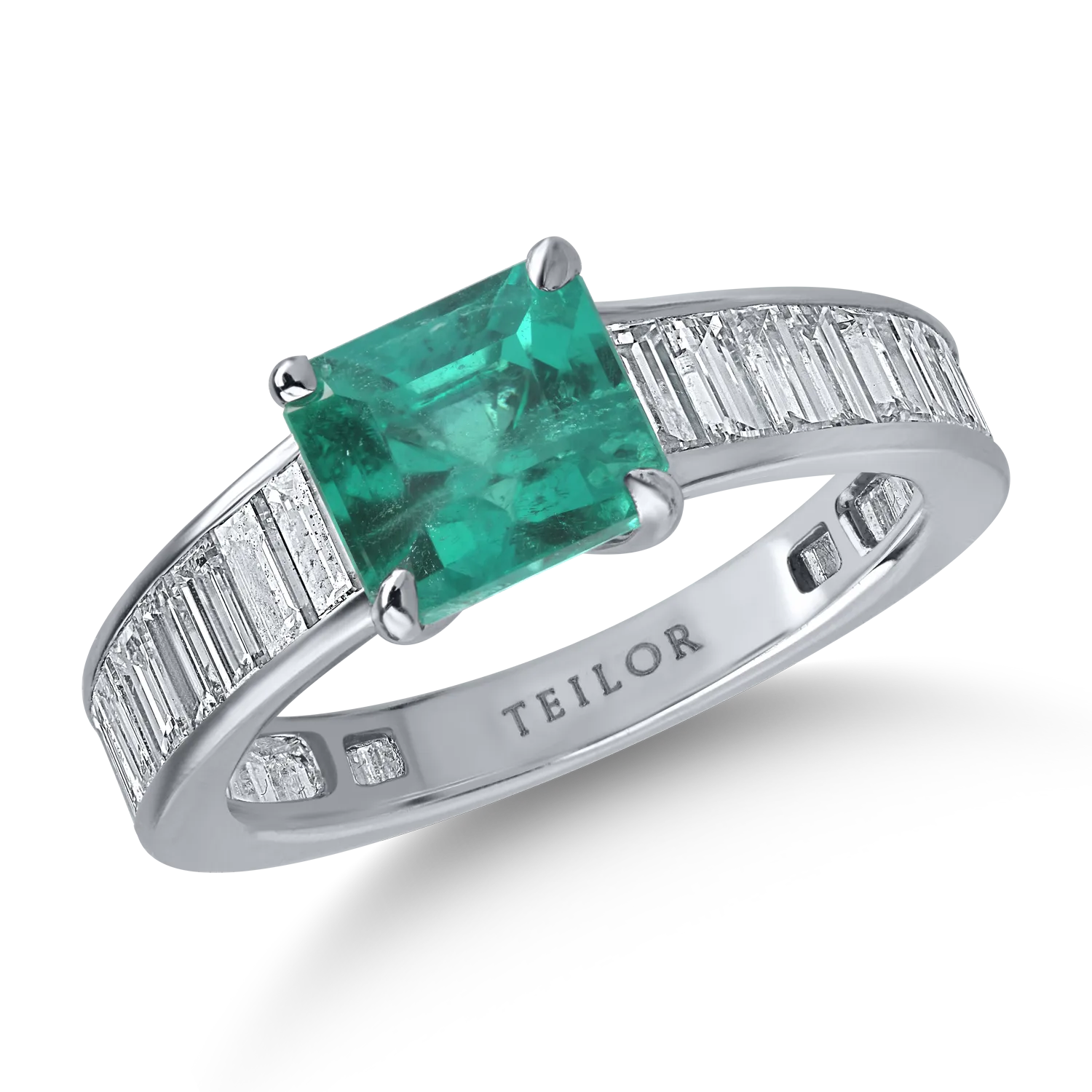 Fehérarany gyűrű 1.7ct smaragddal és 2ct gyémántokkal