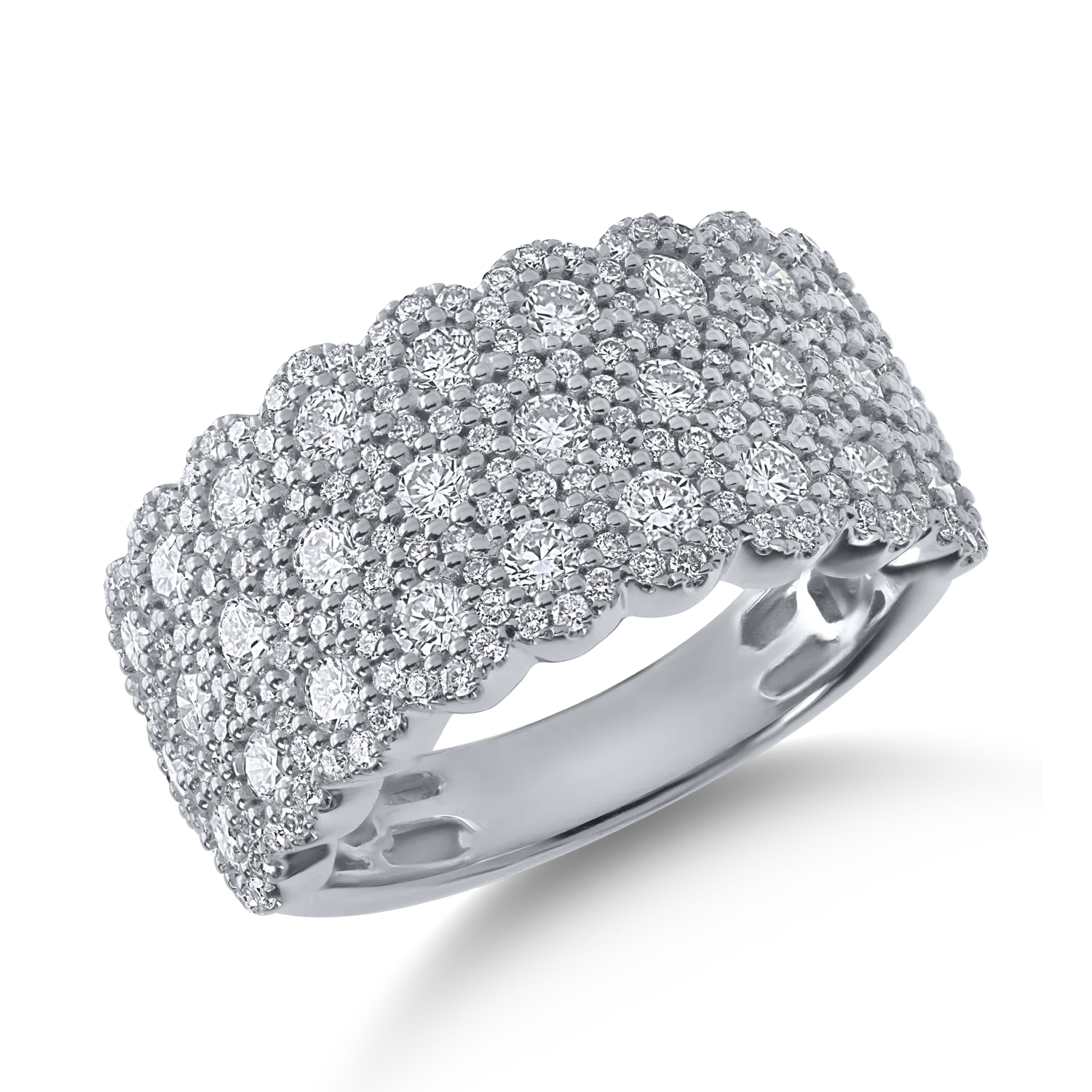 White gold ring with 1.65ct diamonds