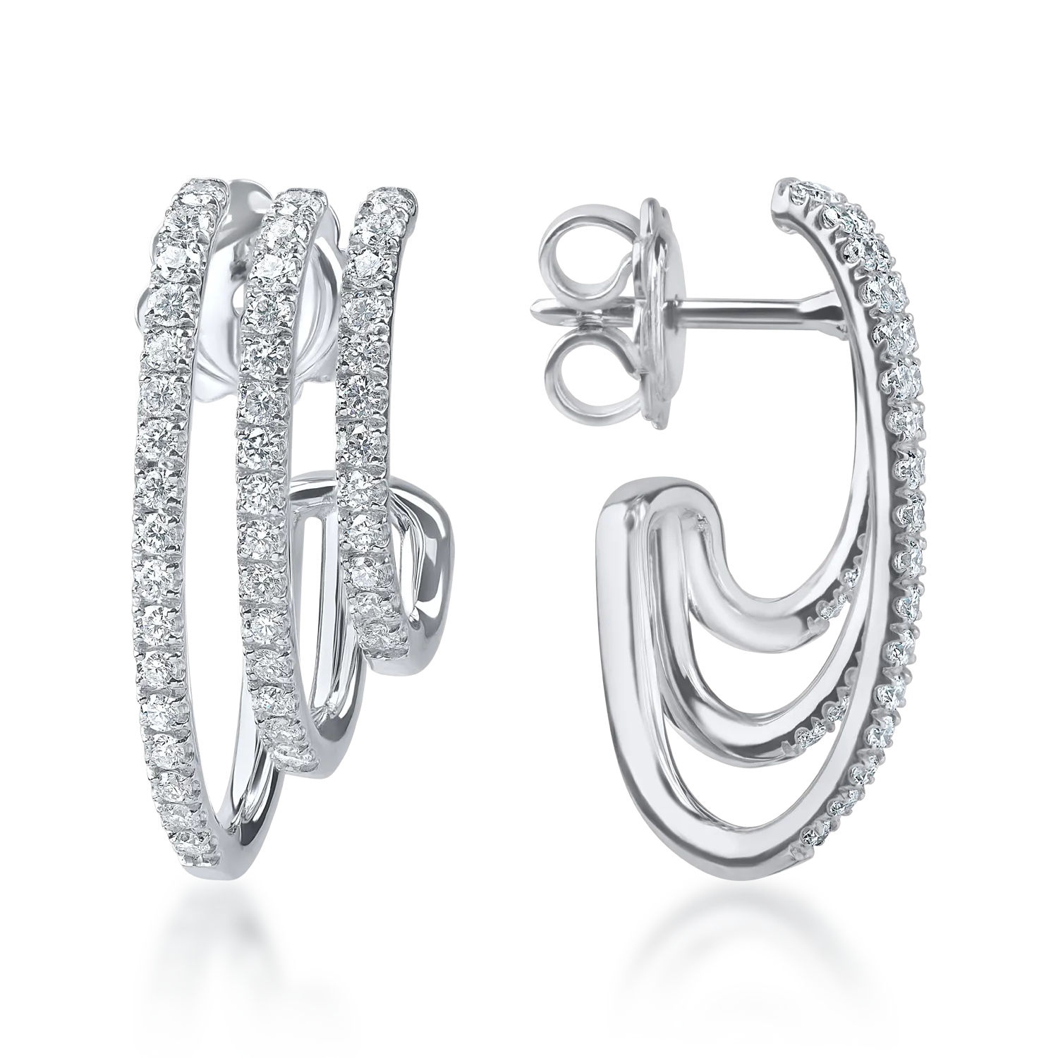 Fehérarany szegecses fülbevaló 0.6ct mikrobeágyazó gyémántokkal