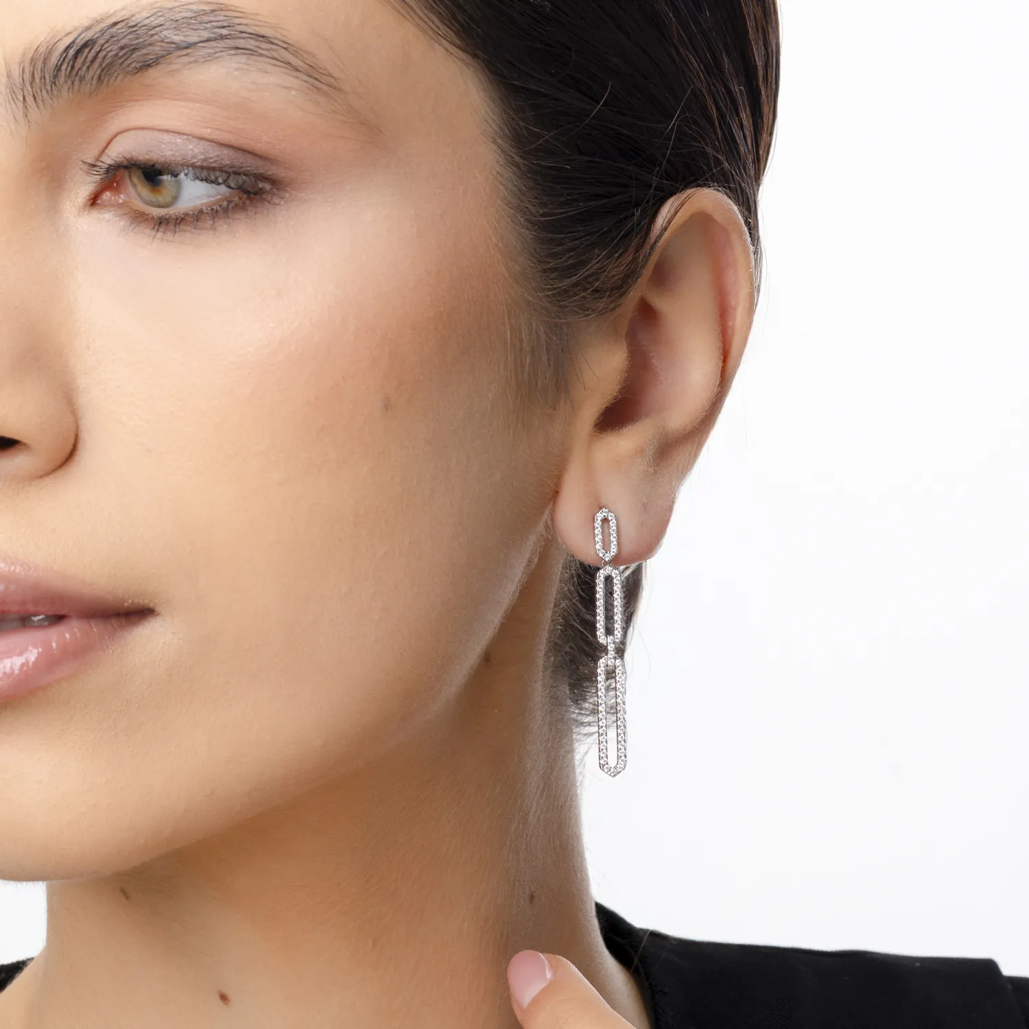 Fehér arany fülbevaló 0.82ct gyémántokkal