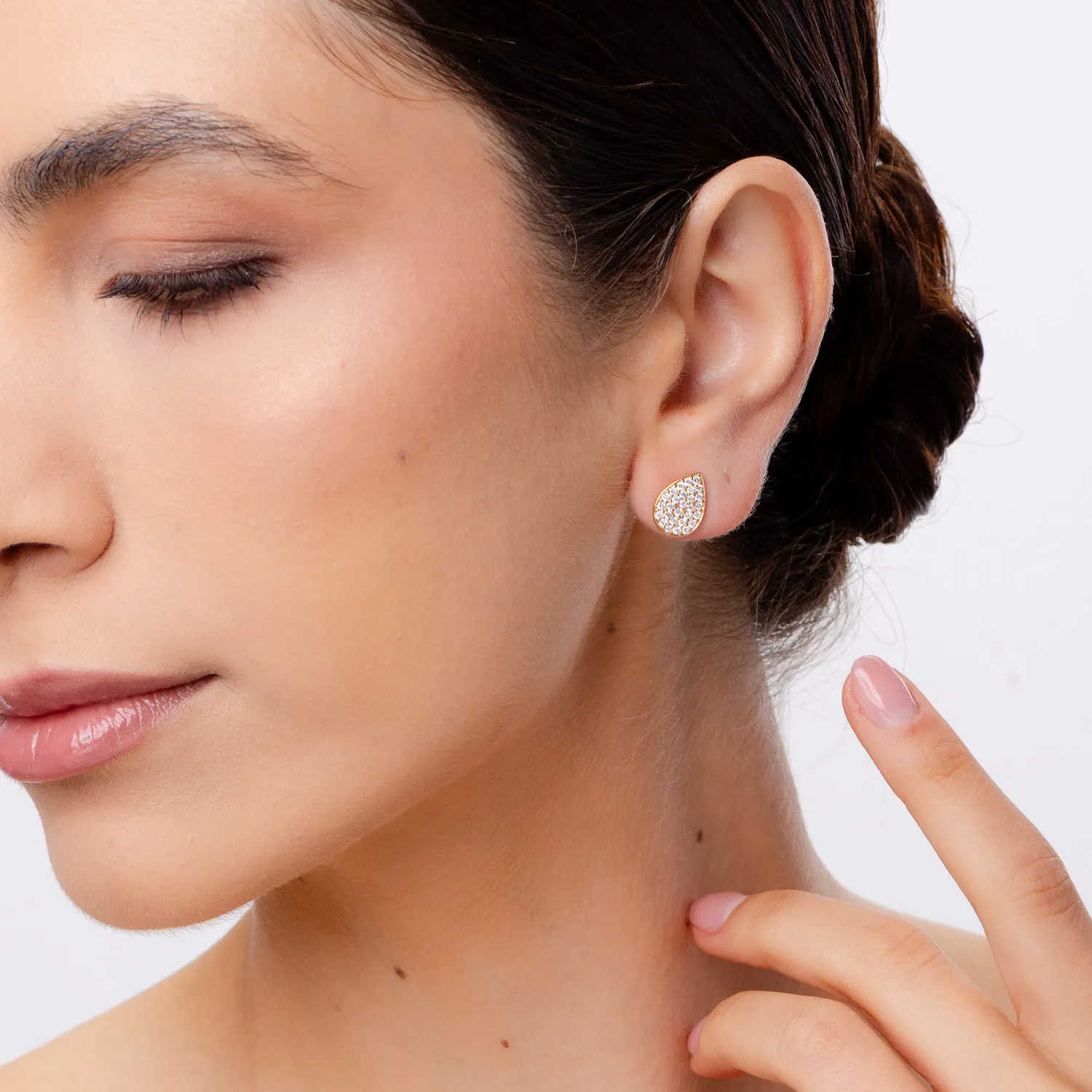 Róza arany fülbevaló 0.78ct gyémántokkal