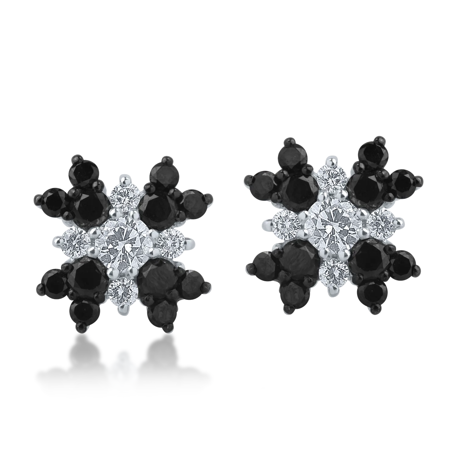 Обеци от бяло злато с 0.55кт прозрачни диаманти и 1.12кт черни диаманти