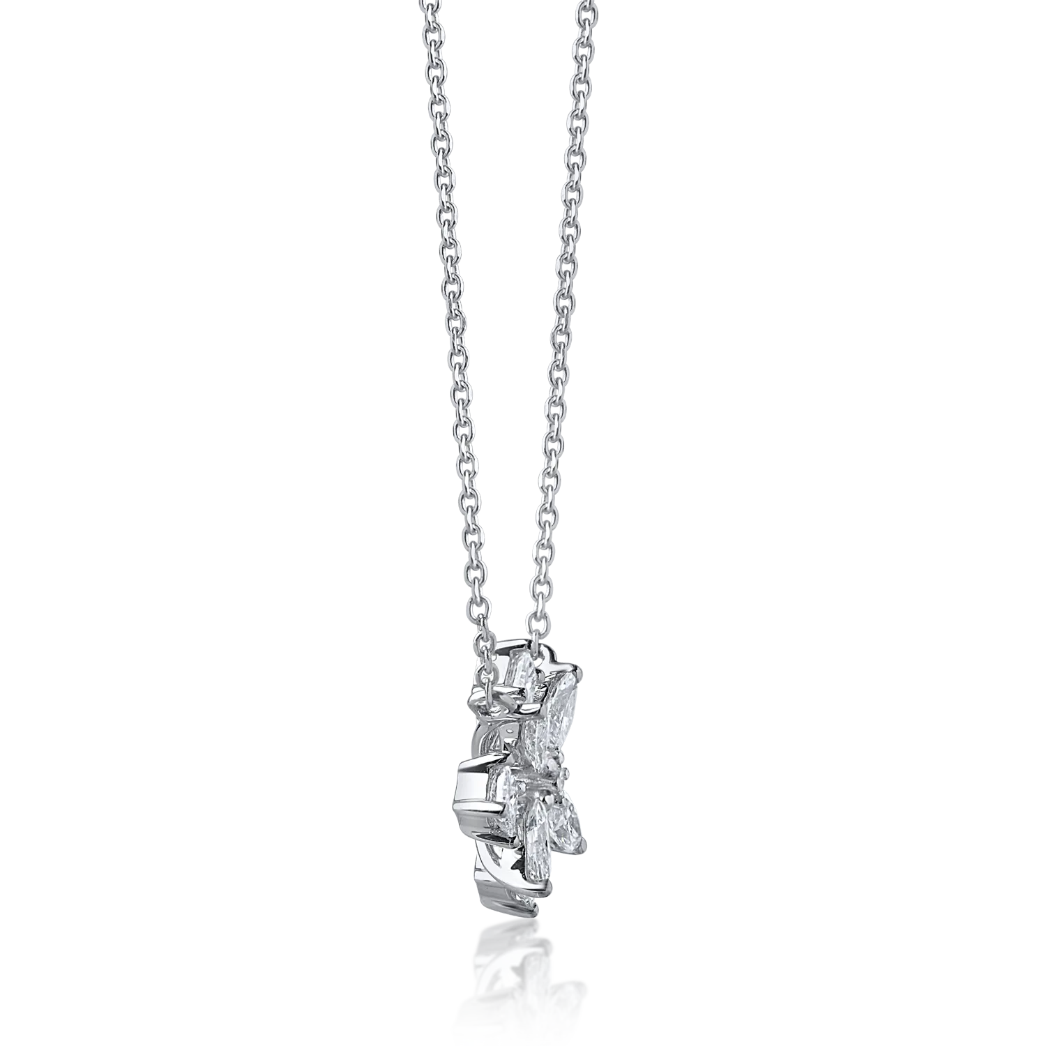 White gold pendant necklace with 0.5ct diamonds