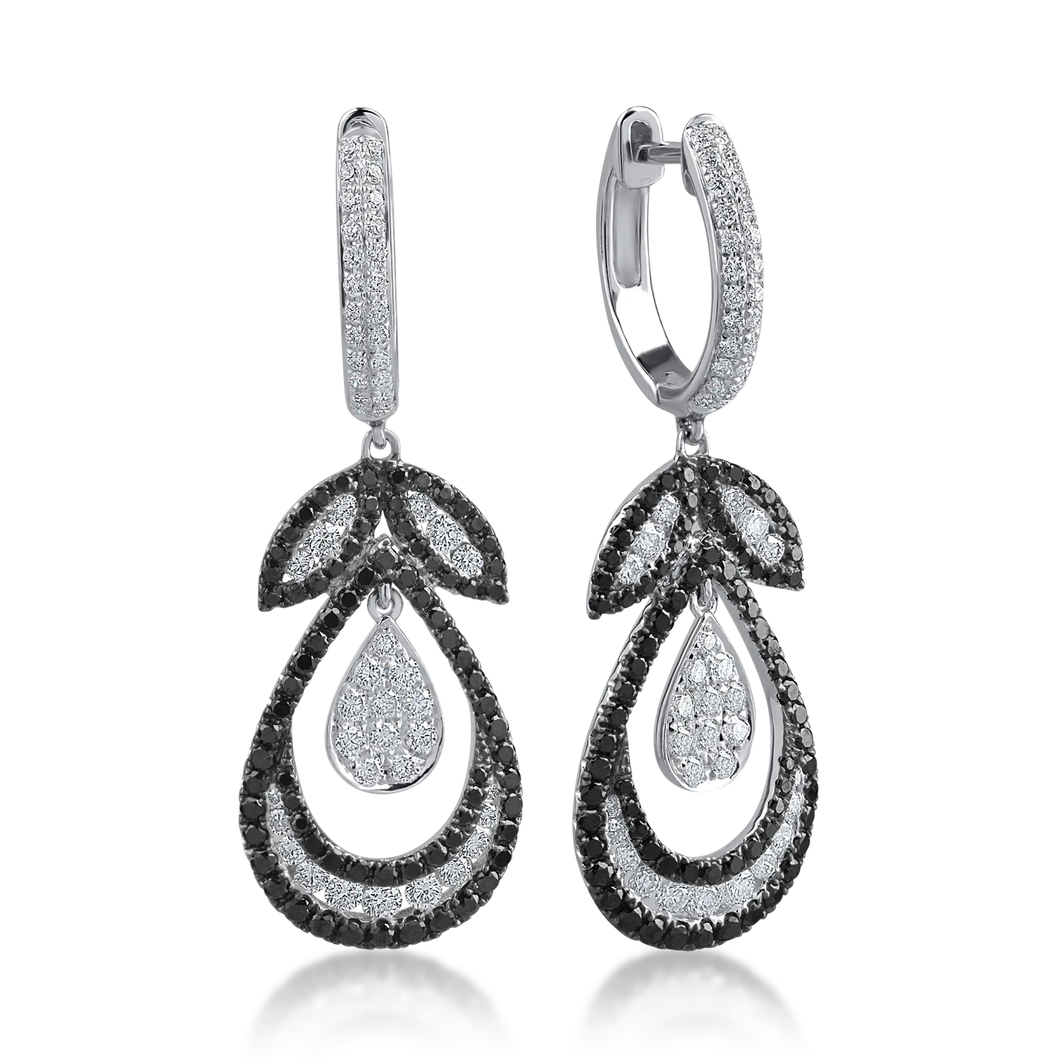 White gold earrings with 1.12ct black diamonds and 1.06ct clear diamonds