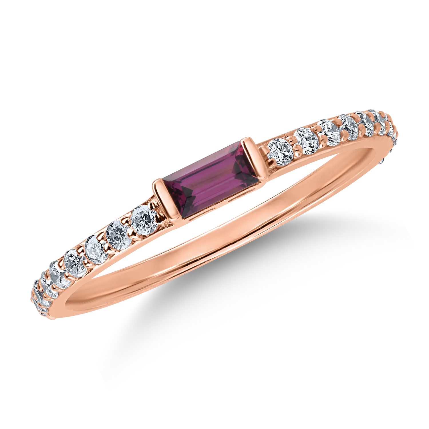 Rose gold ring with 0.18ct red rhodolite and 0.23ct diamonds