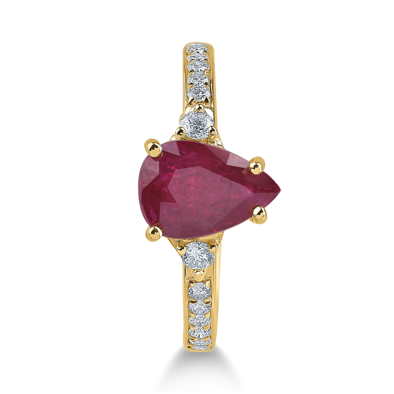 Yellow gold ring with 1.77ct ruby and 0.24ct diamonds