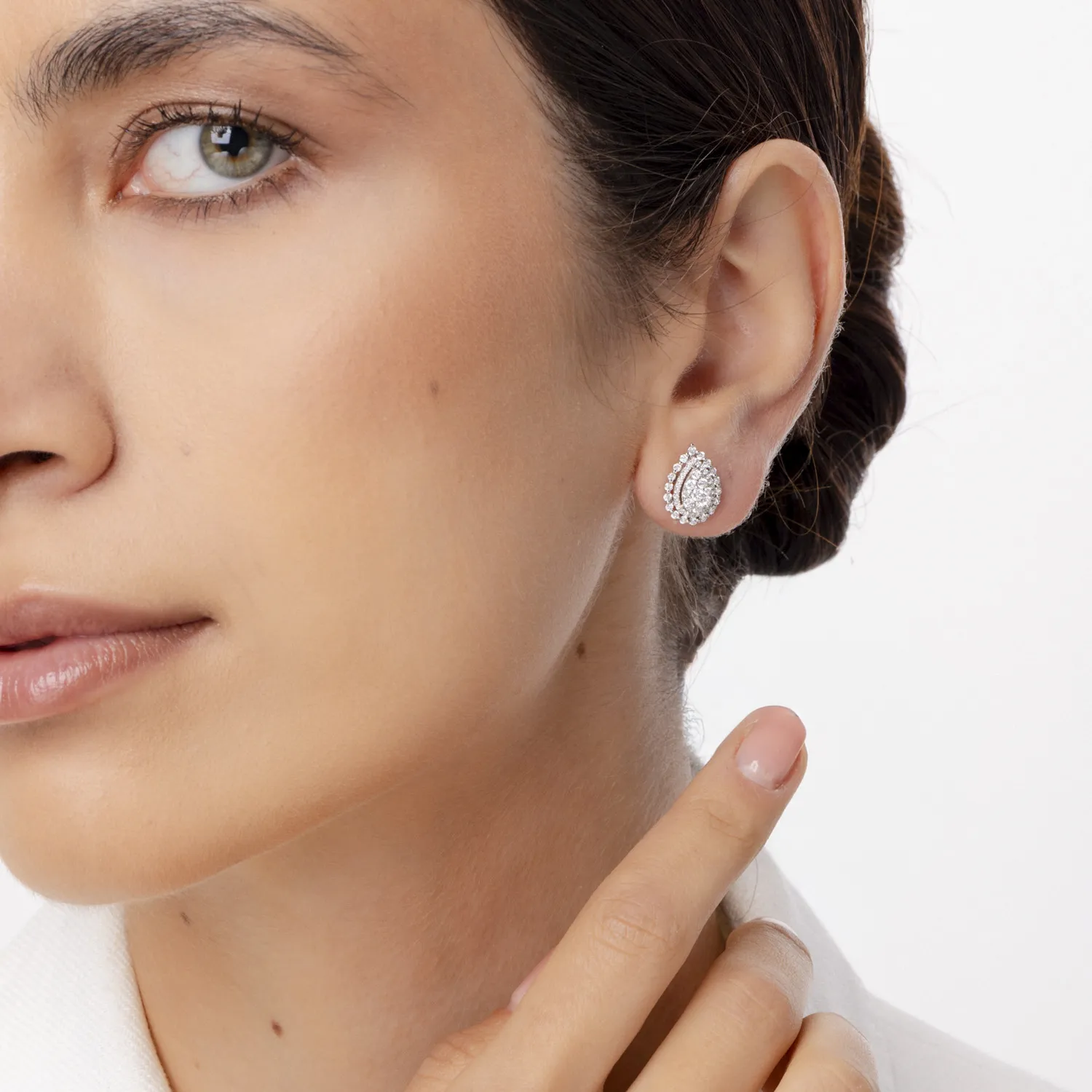 Fehér arany fülbevaló 0.86ct gyémántokkal
