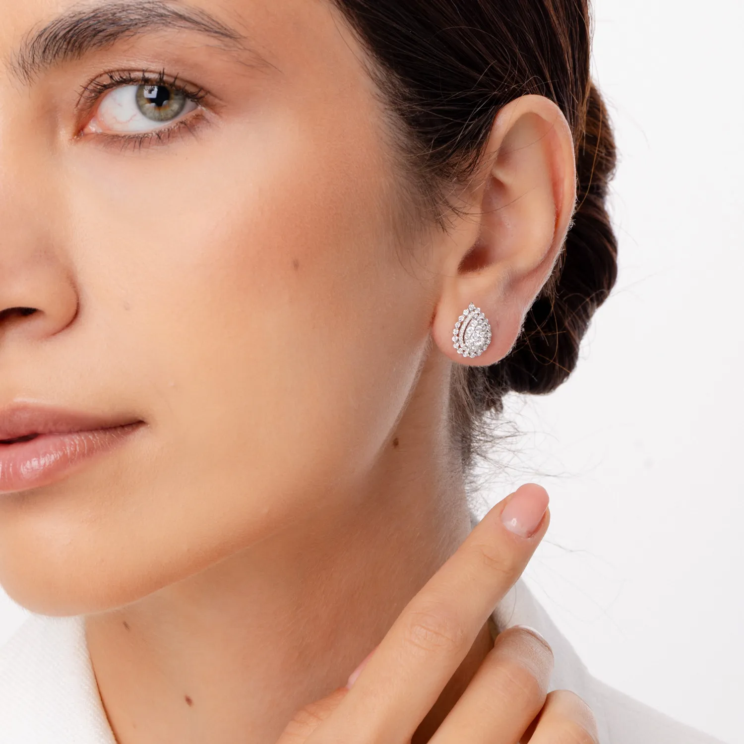 Cercei din aur alb cu diamante de 0.86ct