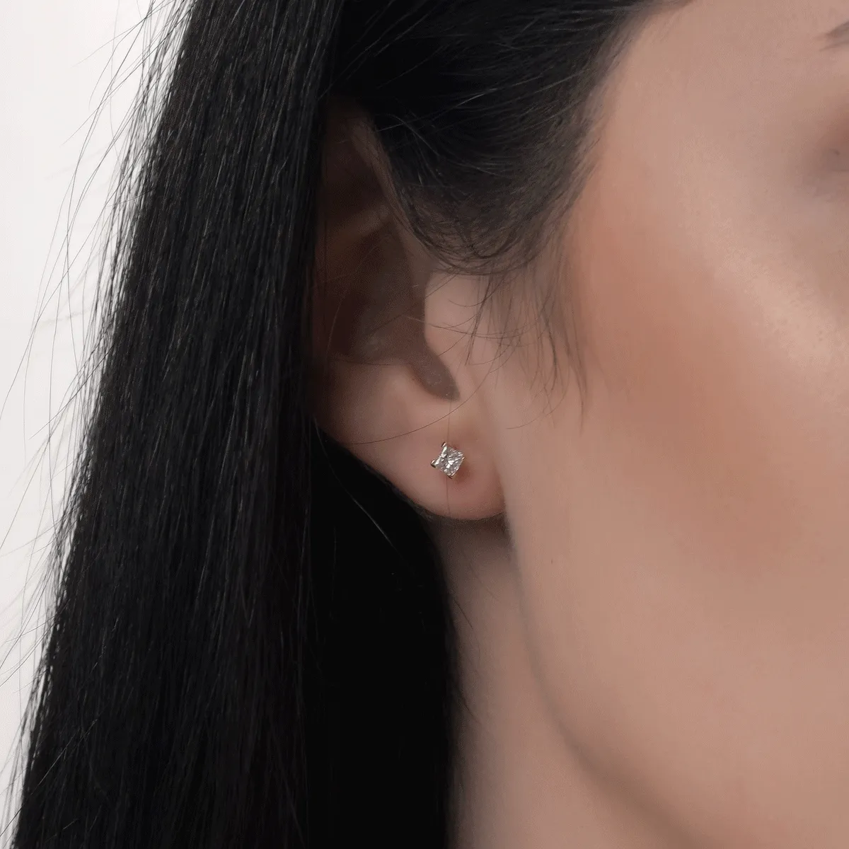 Cercei din aur galben cu diamante princess de 0.29ct