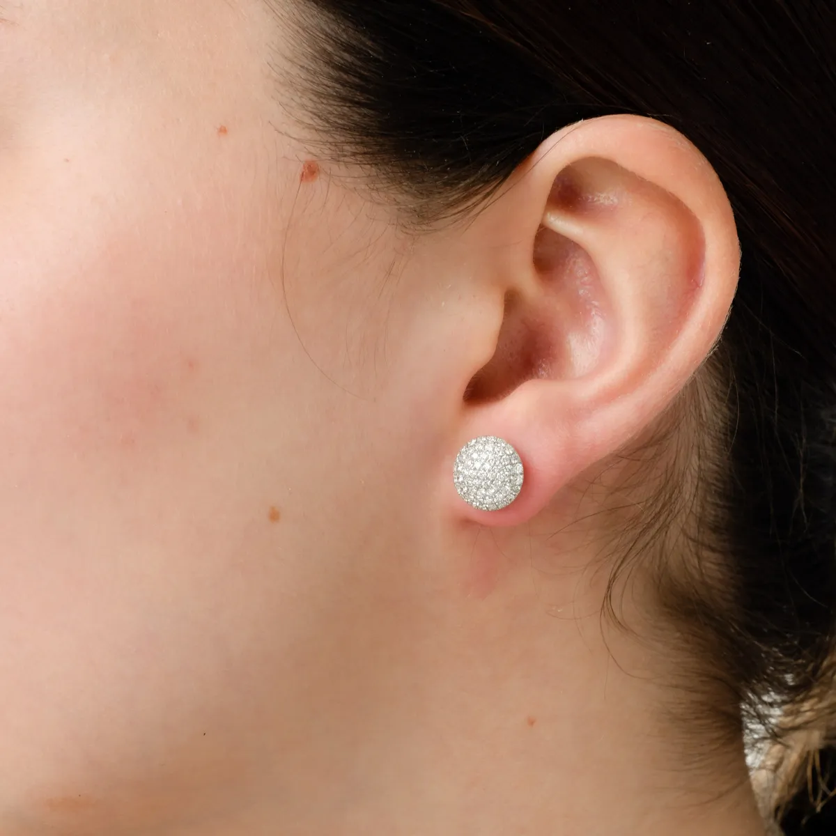 Cercei din aur alb cu diamante de 1.01ct