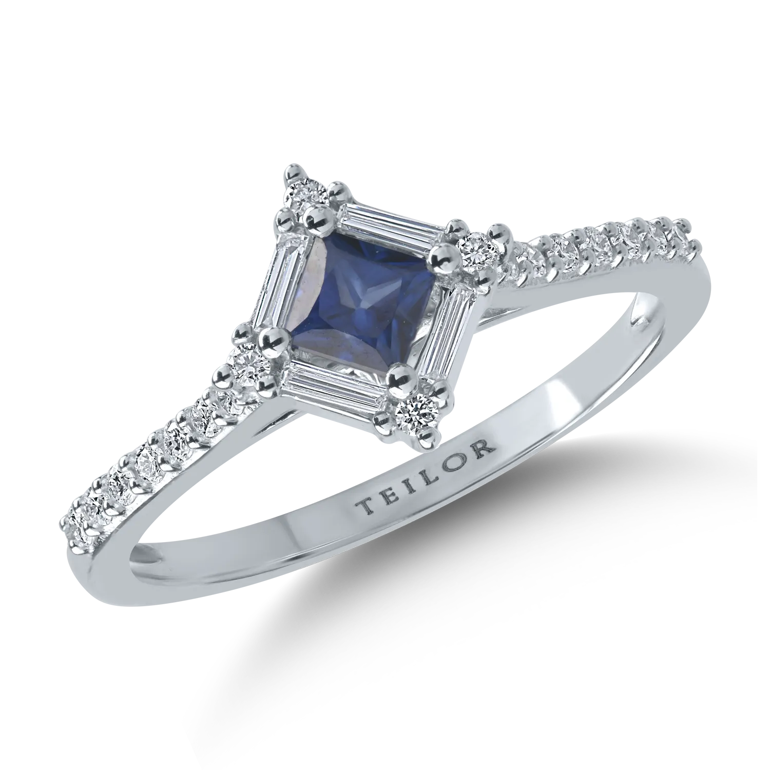 Inel din aur alb cu safir princess de 0.3ct si diamante de 0.18ct