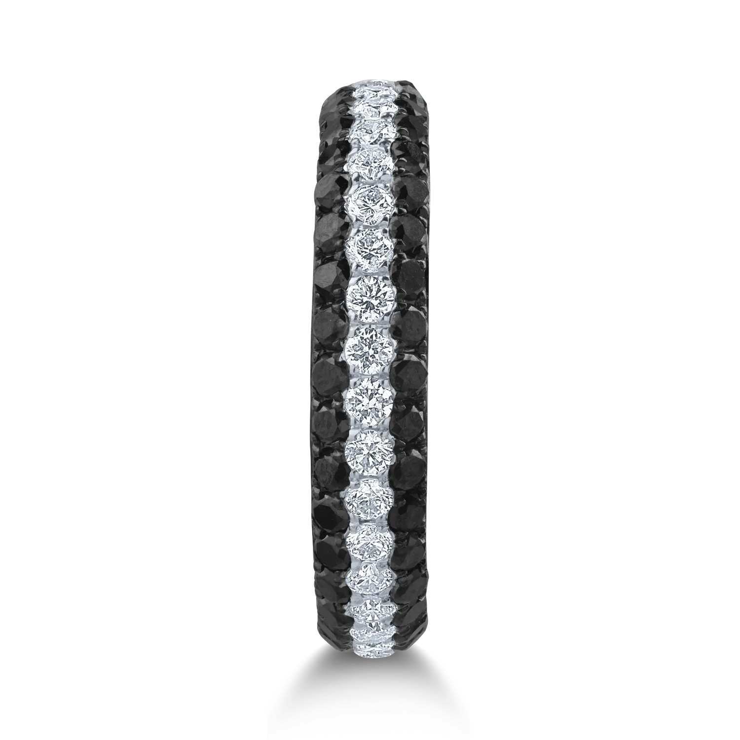 Half eternity ring in white gold with 0.66ct black diamonds and 0.31ct clear diamonds