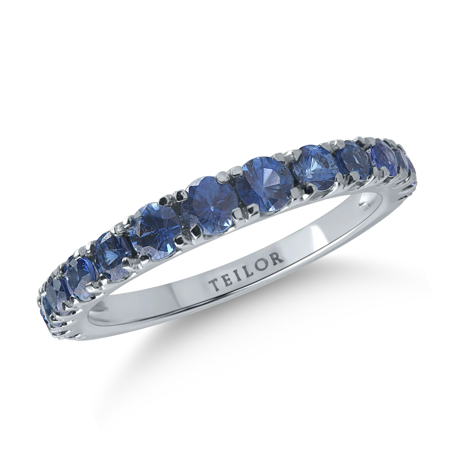 Half eternity ring in white gold with 1.06ct sapphires