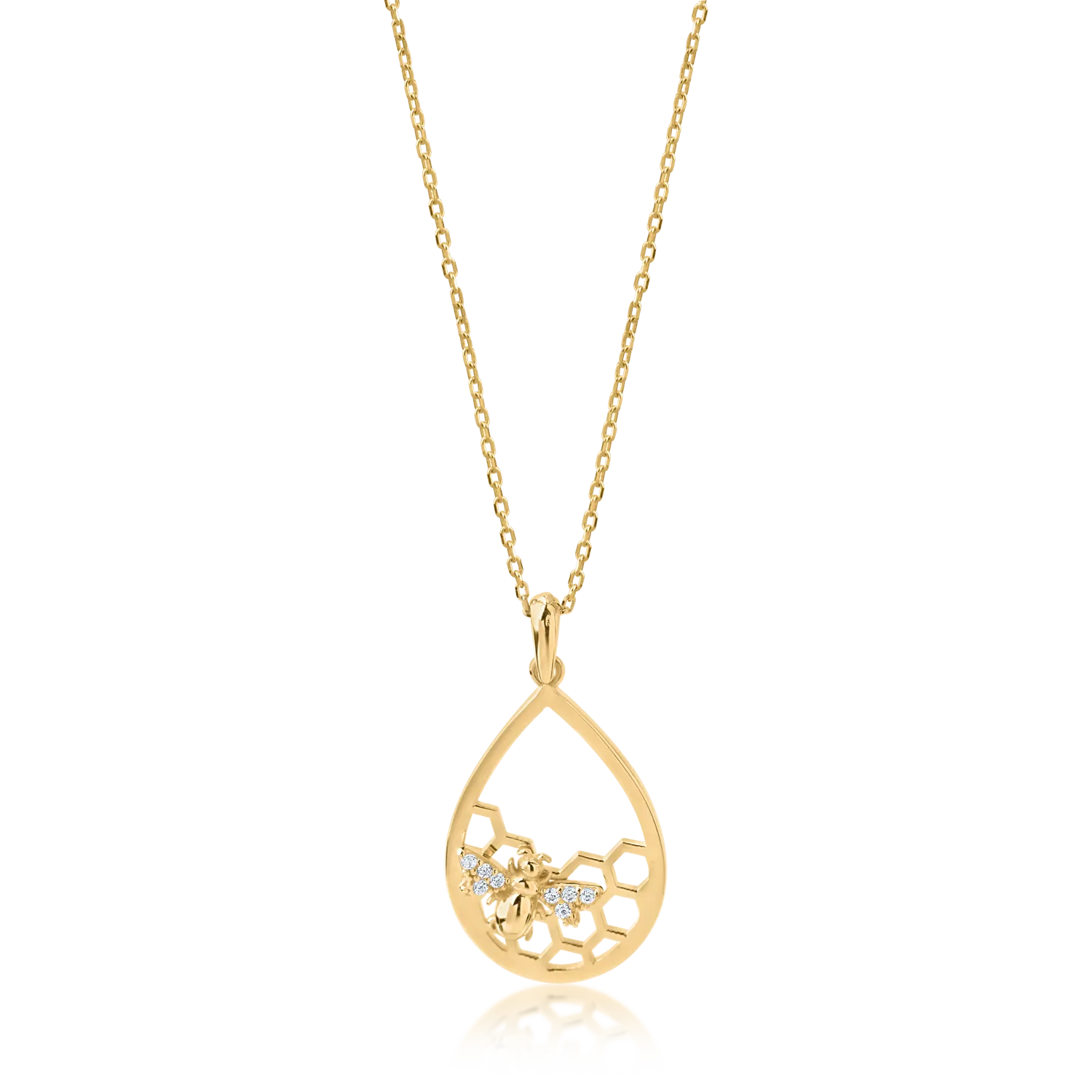 Yellow gold pendant necklace