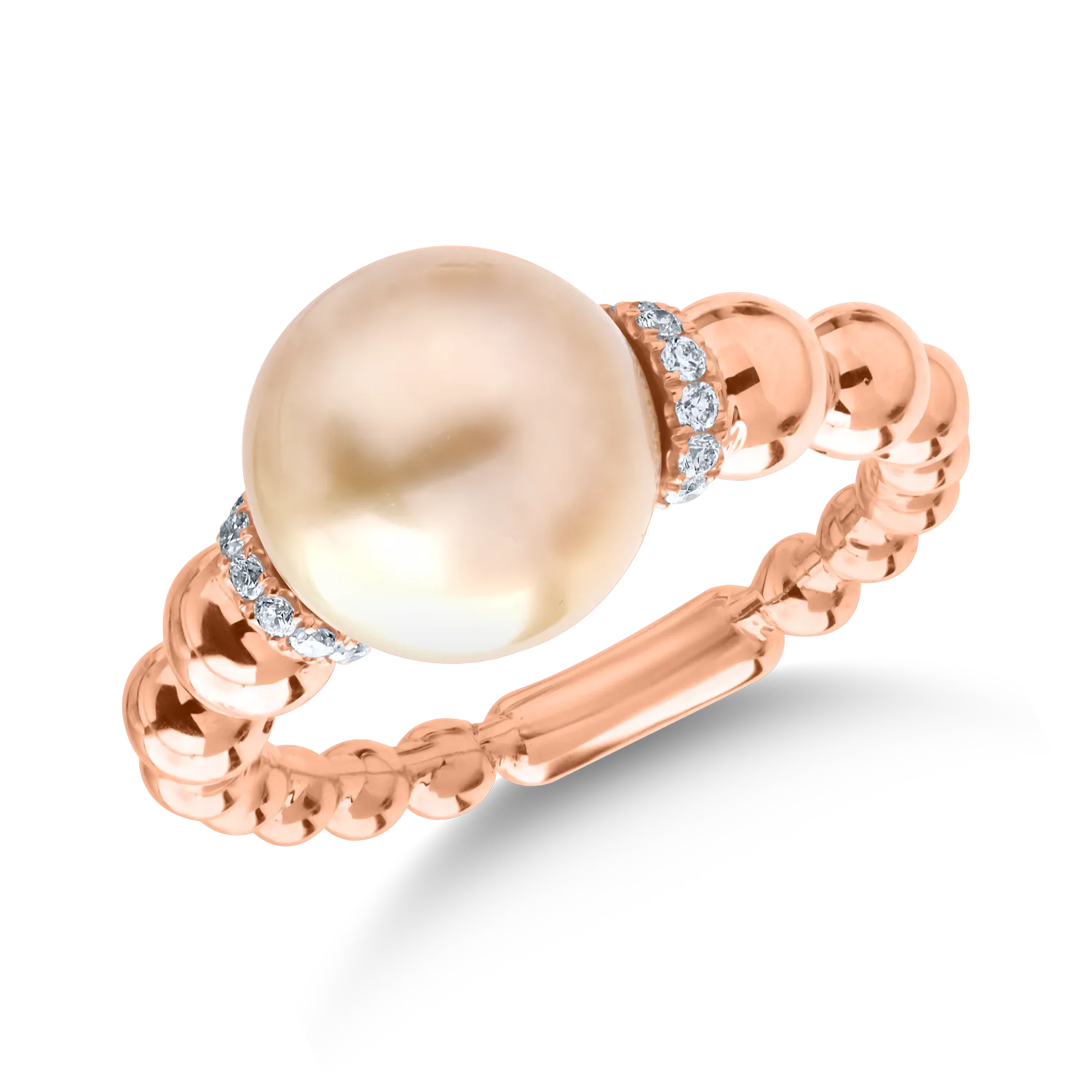 Pierścionek z różowego złota z perłą słodkowodną o masie 10.6ct i brylantami o masie 0.1ct