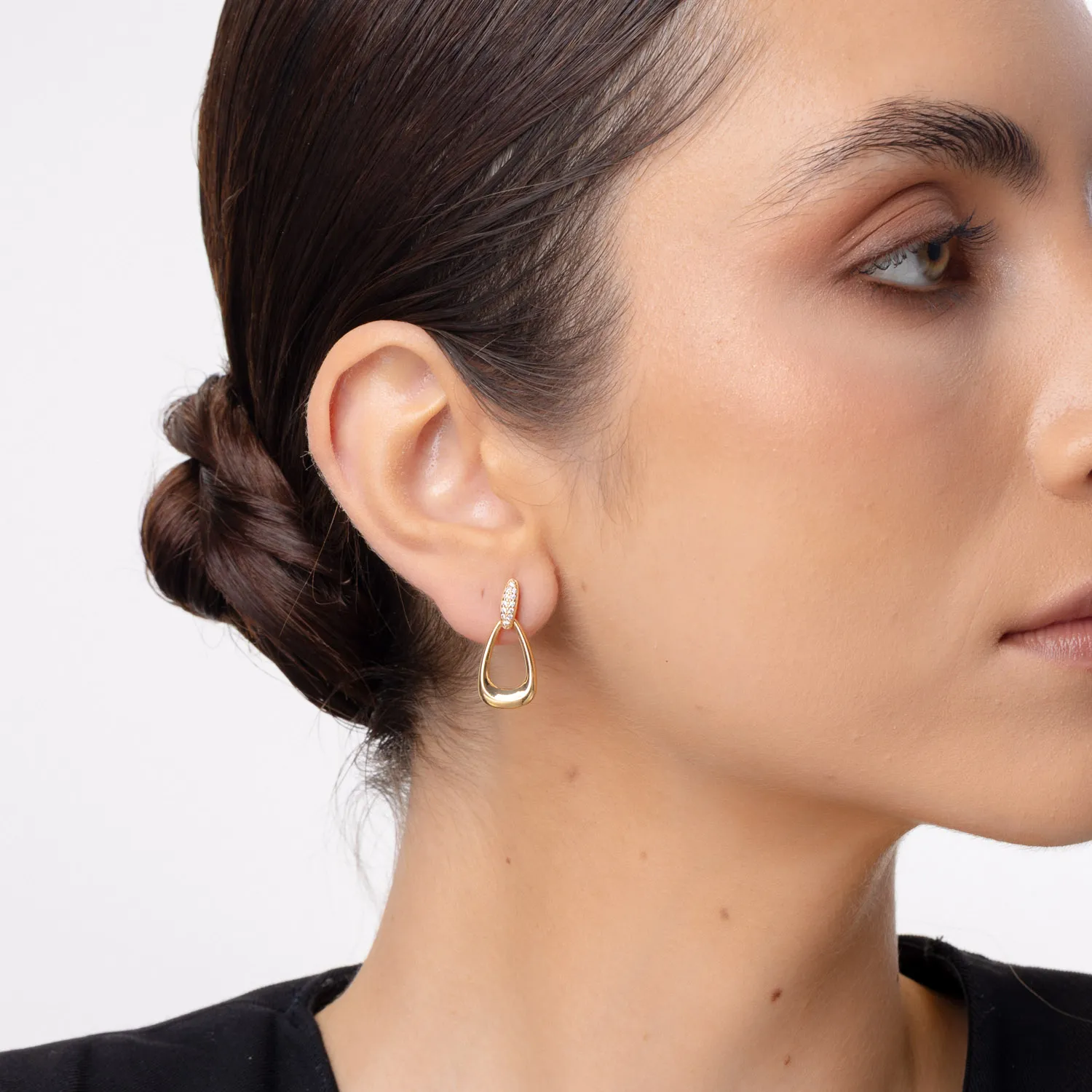 Yellow gold earrings