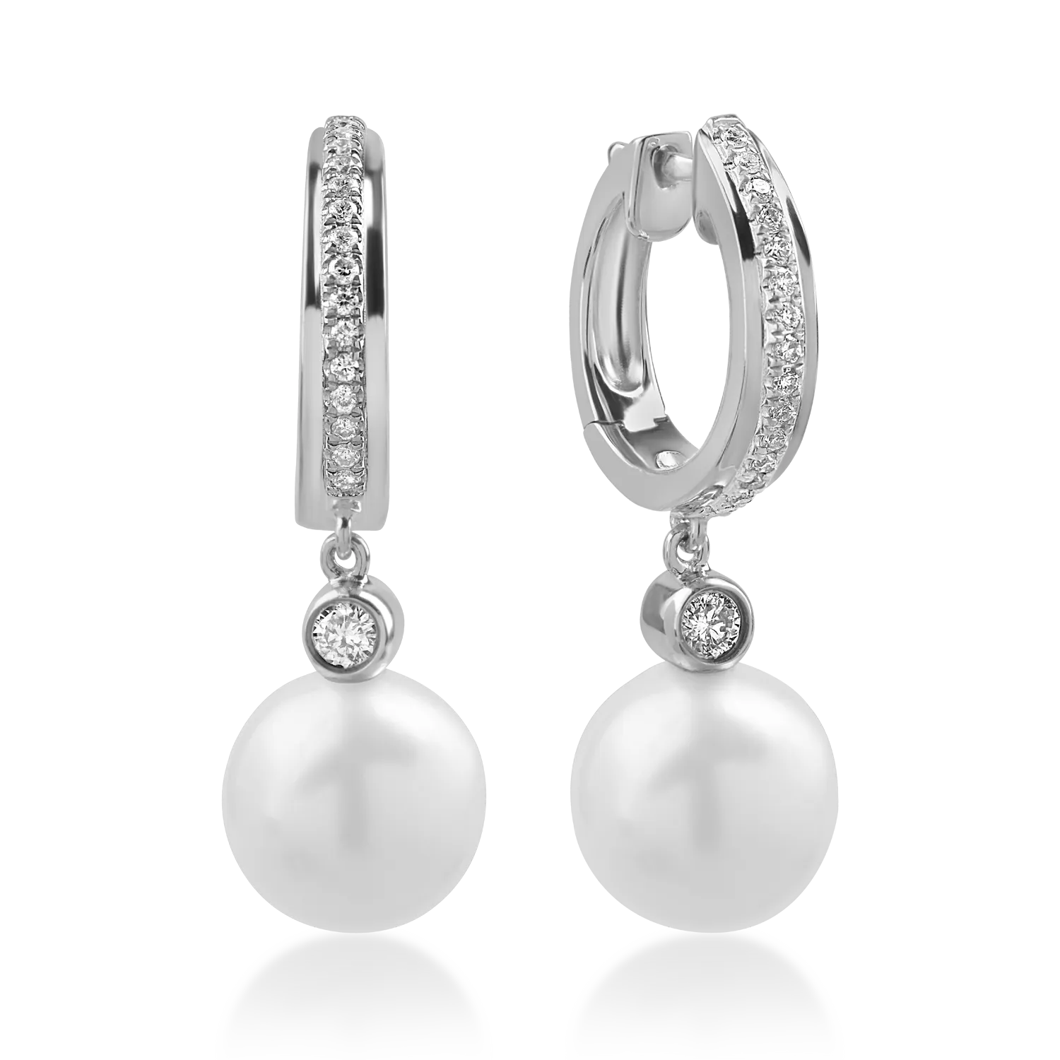 Fehérarany fülbevaló 9.28ct édesvízi gyöngyökkel és 0.22ct gyémántokkal