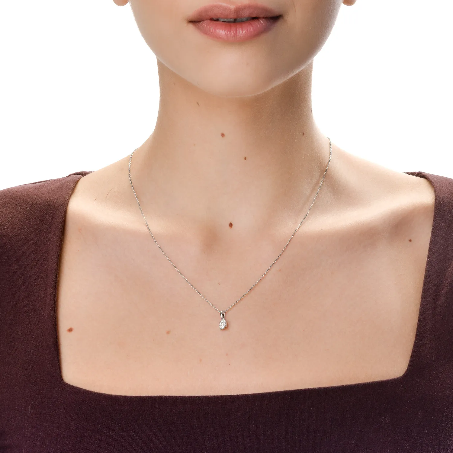 Fehérarany medál 0.2ct gyémántokkal