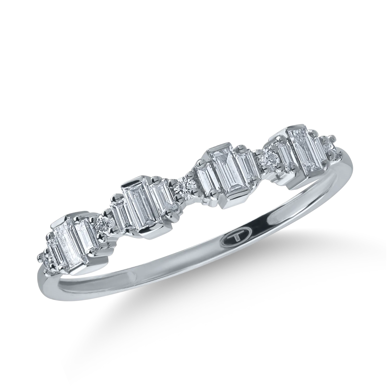 Inel din aur alb cu diamante baguette de 0.2ct