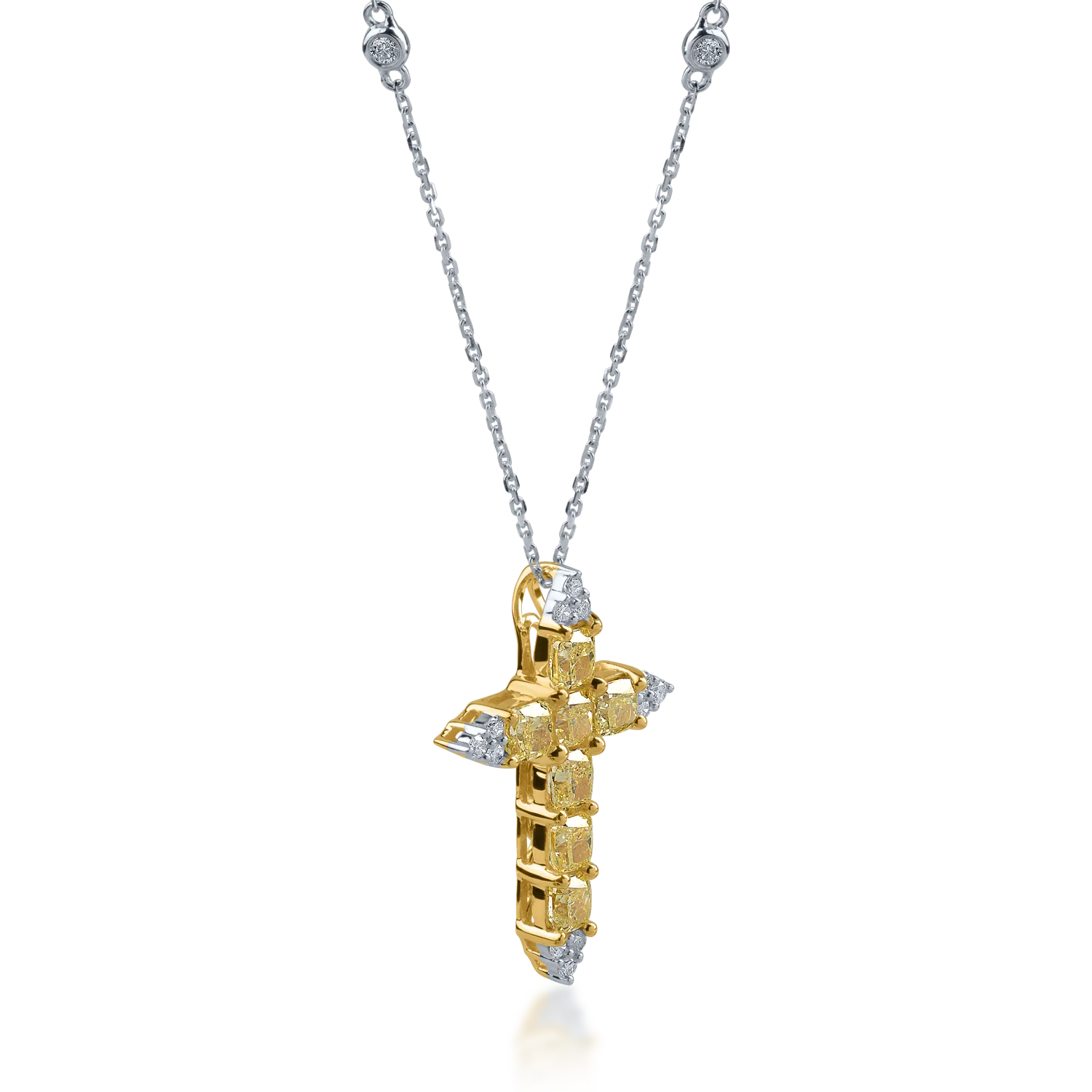 Łańcuszek z krzyżykiem z biało-żółtego złota z diamentami o masie 2.78ct
