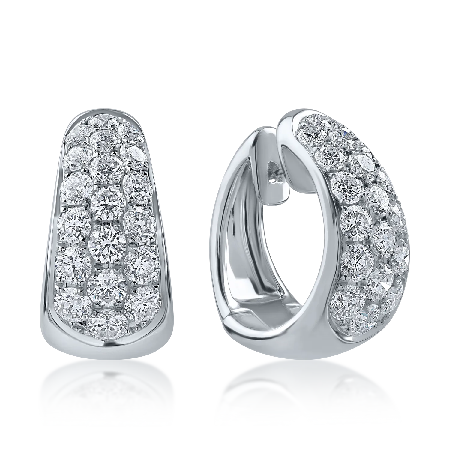 White gold earrings with 3.752ct diamonds