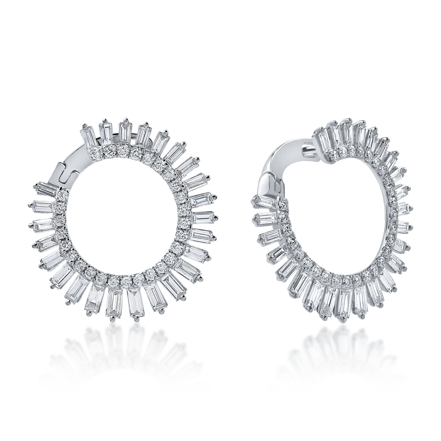 Cercei din aur alb cu diamante baguette si round de 3.3ct