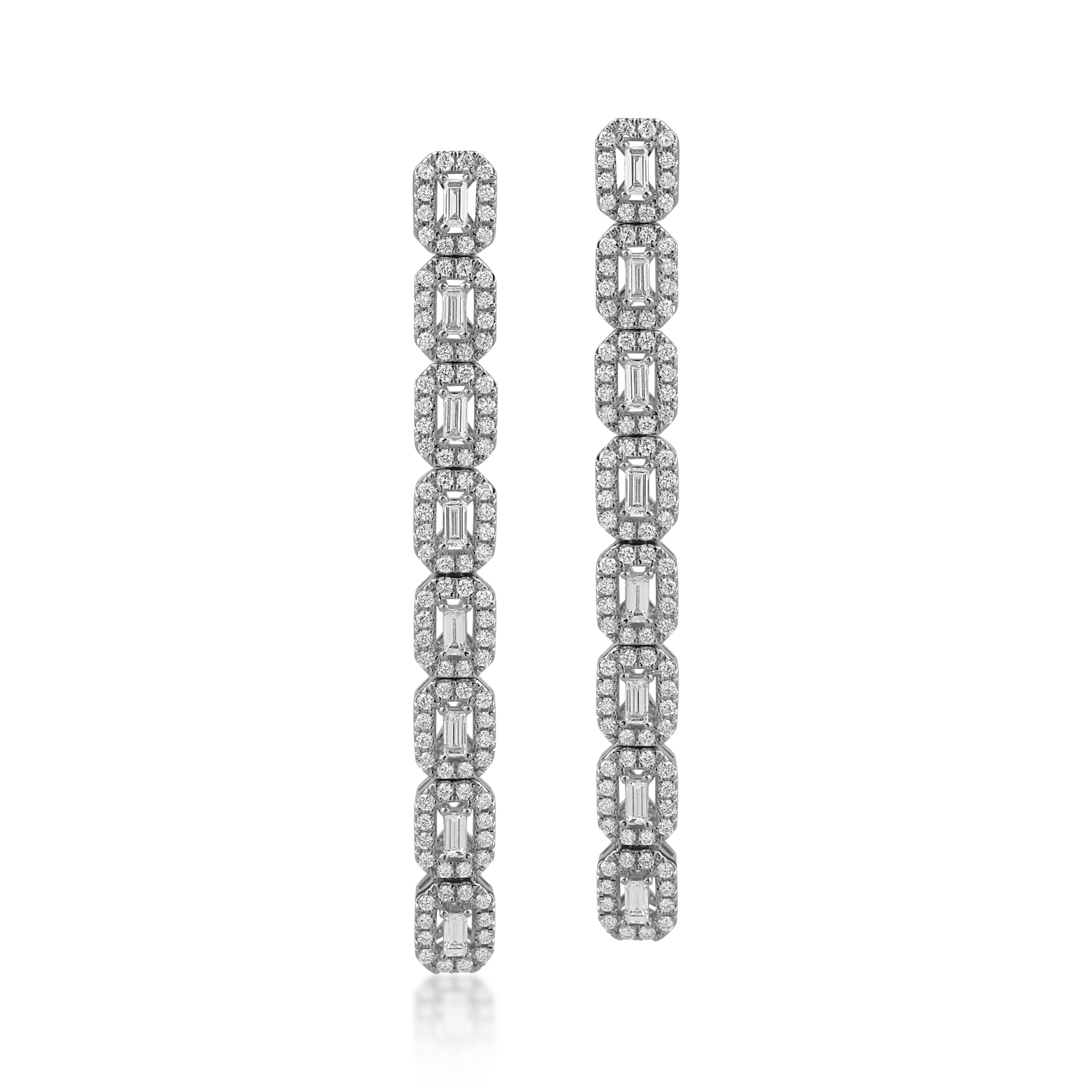 White gold earrings with 1.57ct diamonds