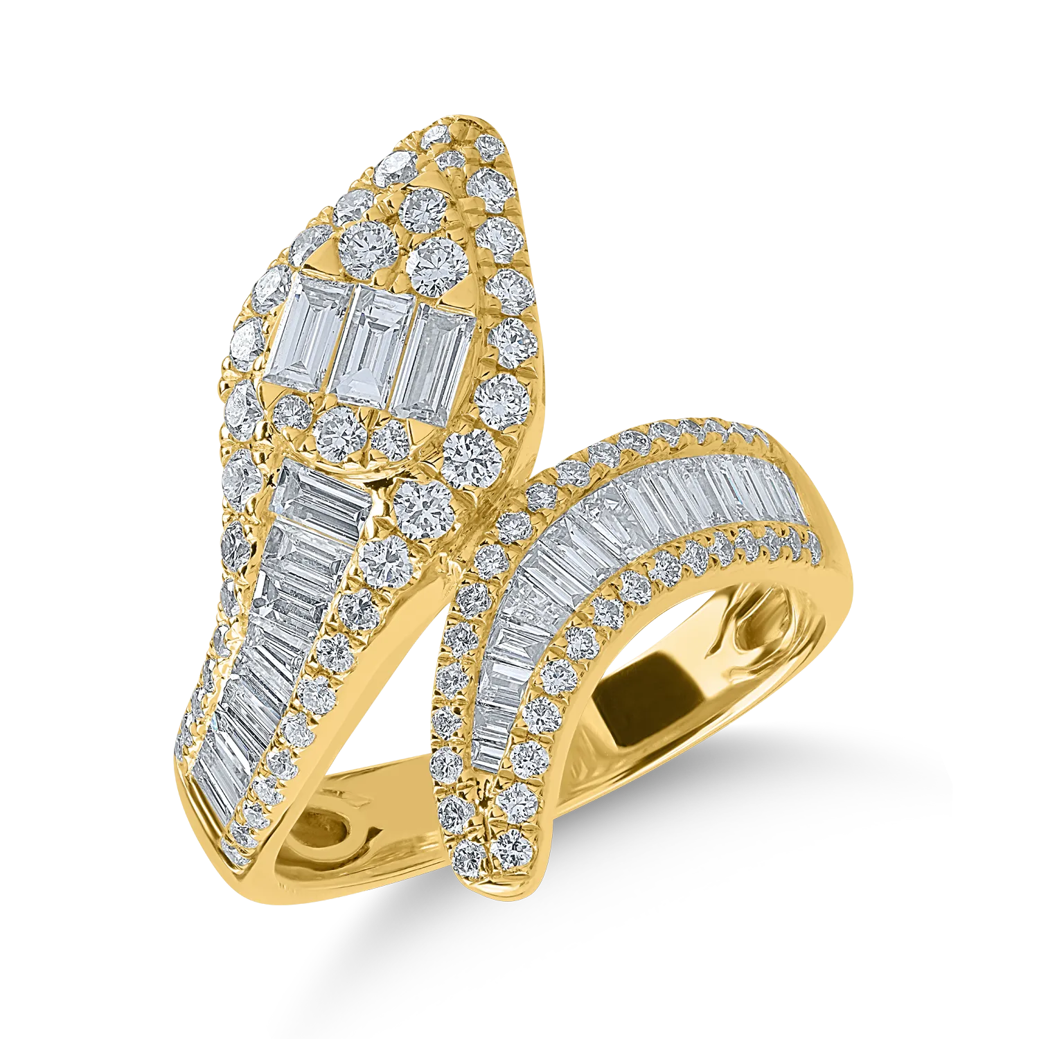Yellow gold ring with 1.5ct diamonds