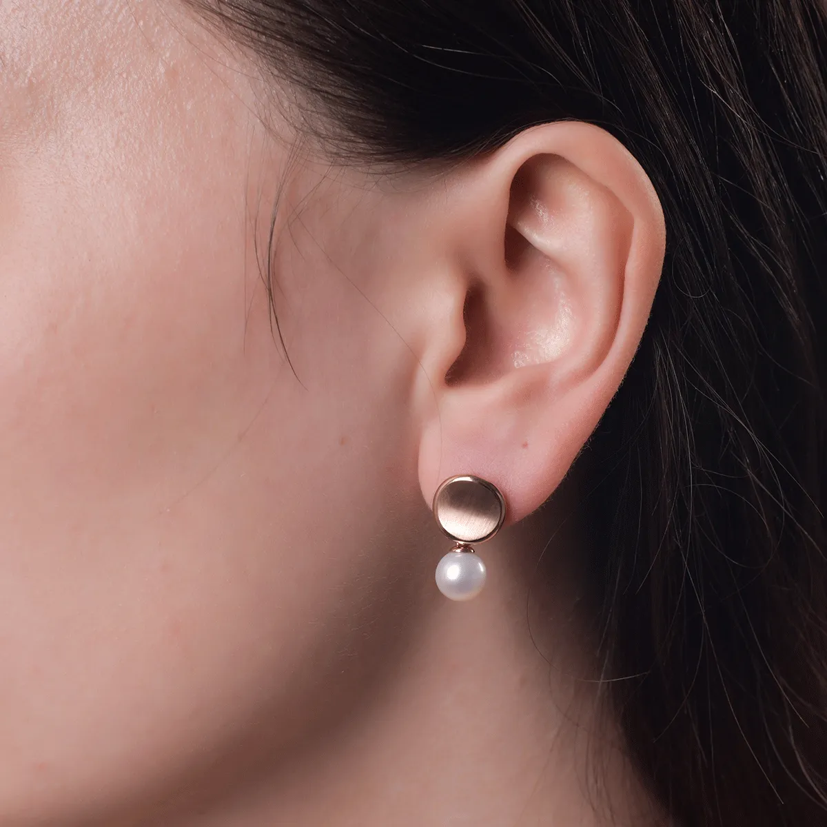 Cercei din aur roz cu perle de apa dulce de 6ct