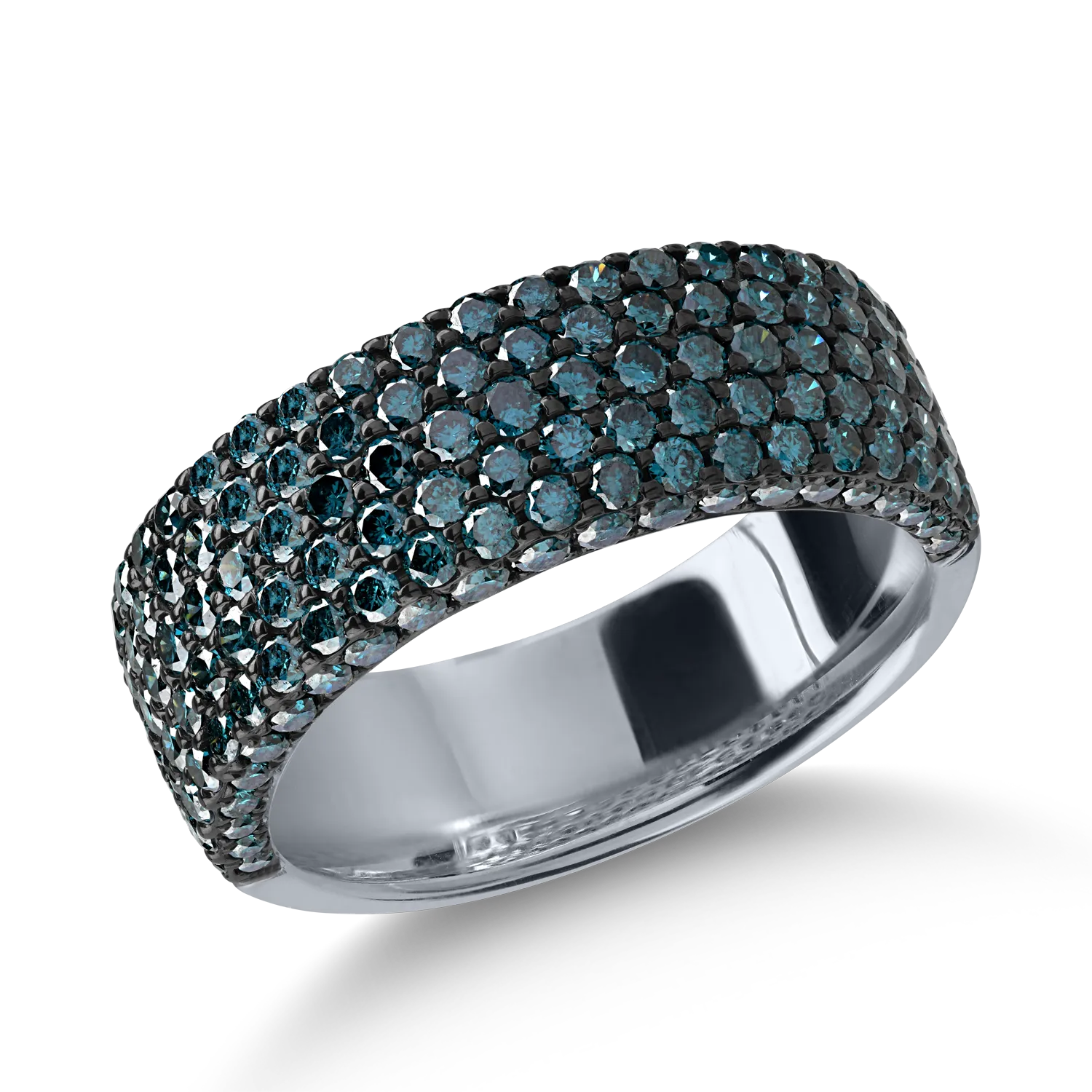 White gold ring with 1.95ct blue diamonds