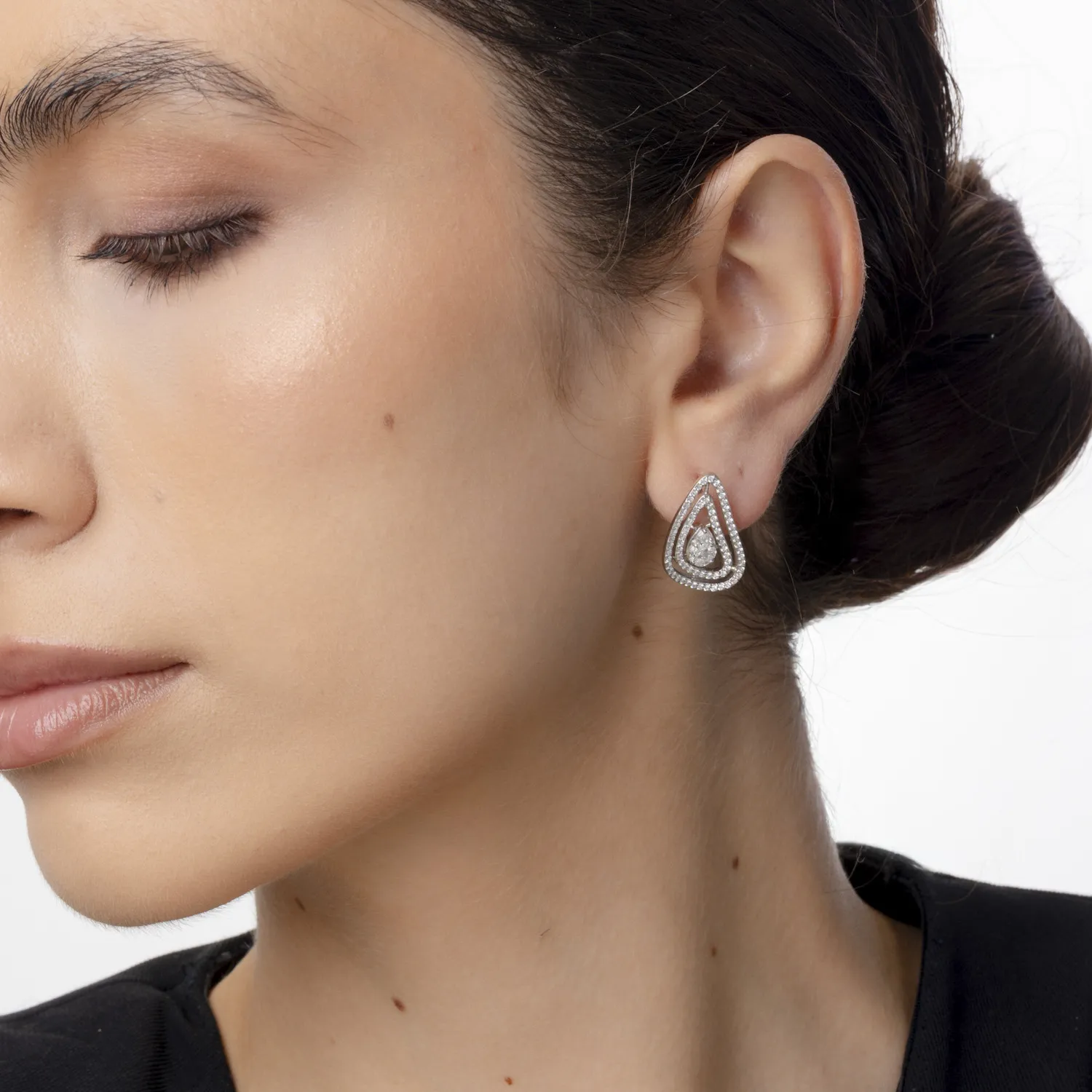 Fehér arany fülbevaló 1.271ct gyémántokkal
