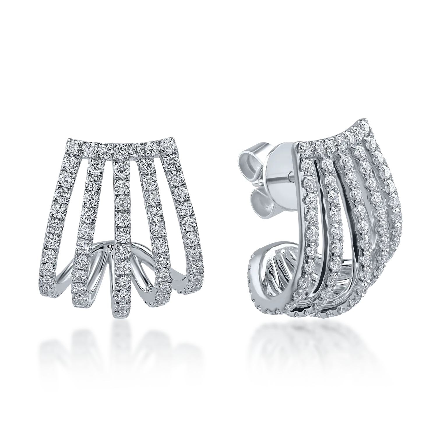 White gold earrings with 2.71ct diamonds