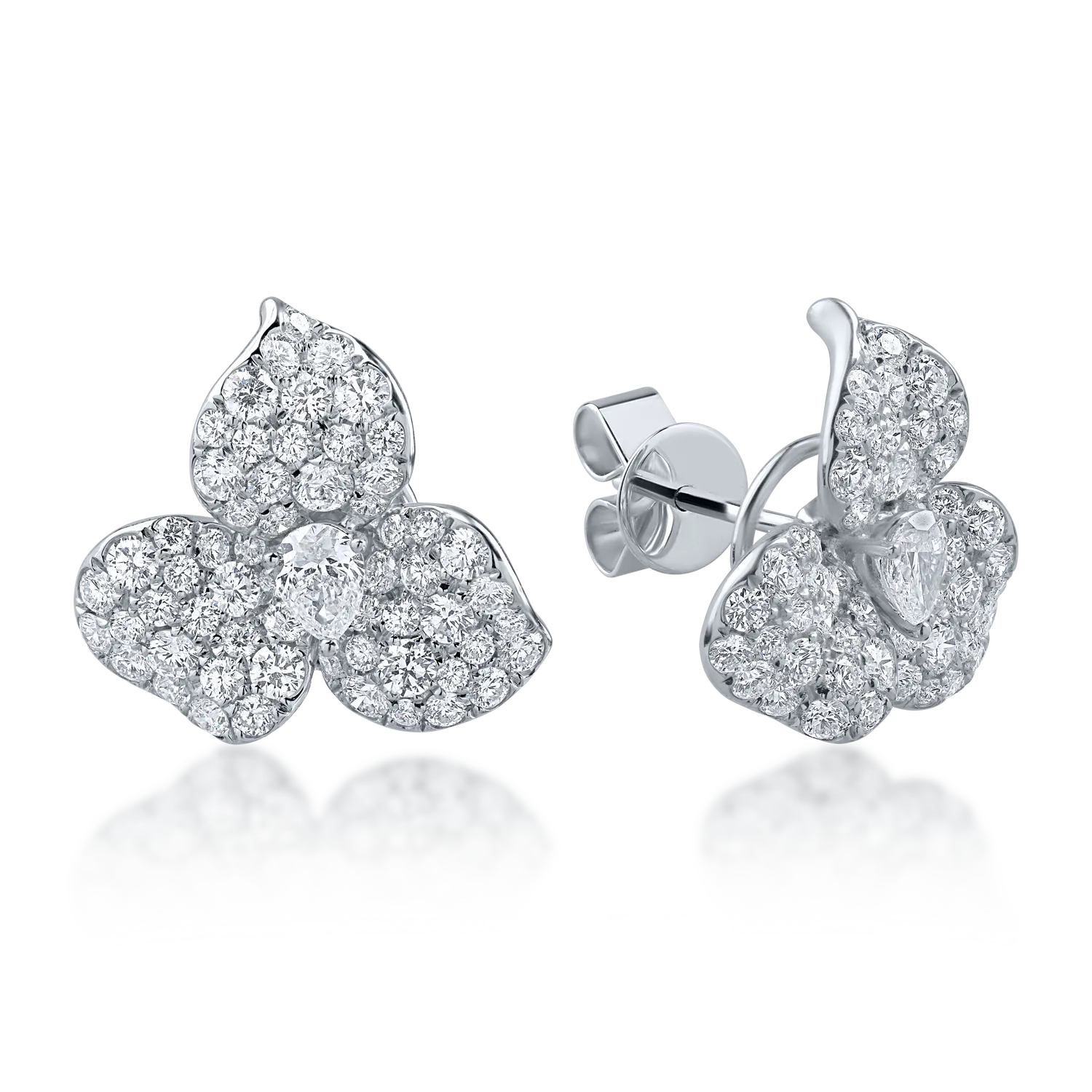 Cercei din aur alb cu diamante pear si round de 2.66ct