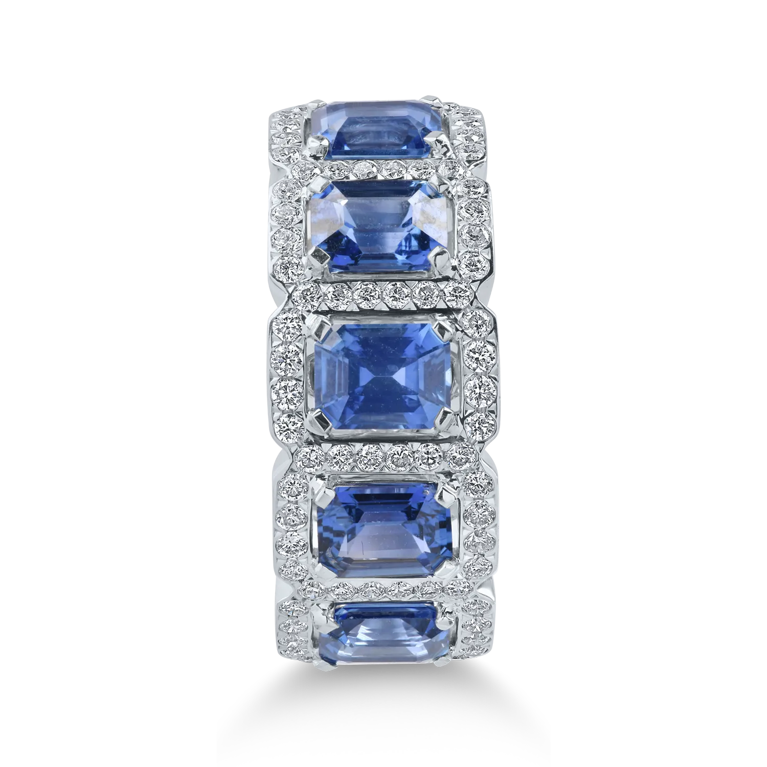 White gold ring with 2.58ct sapphires and 0.43ct diamonds